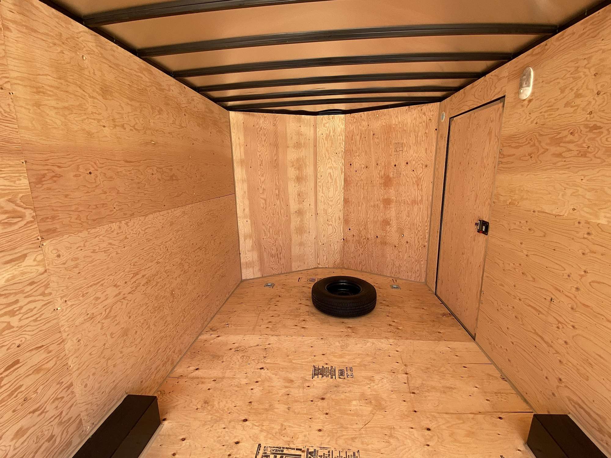 2026 Royal 8.5'x18' Enclosed Cargo w/ Ramp Door