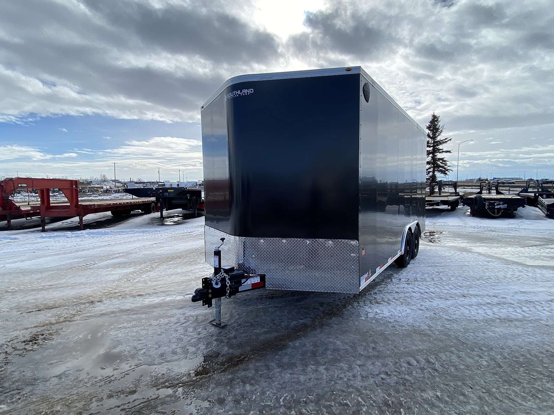 2026 Royal 8.5'x18' Enclosed Cargo w/ Ramp Door