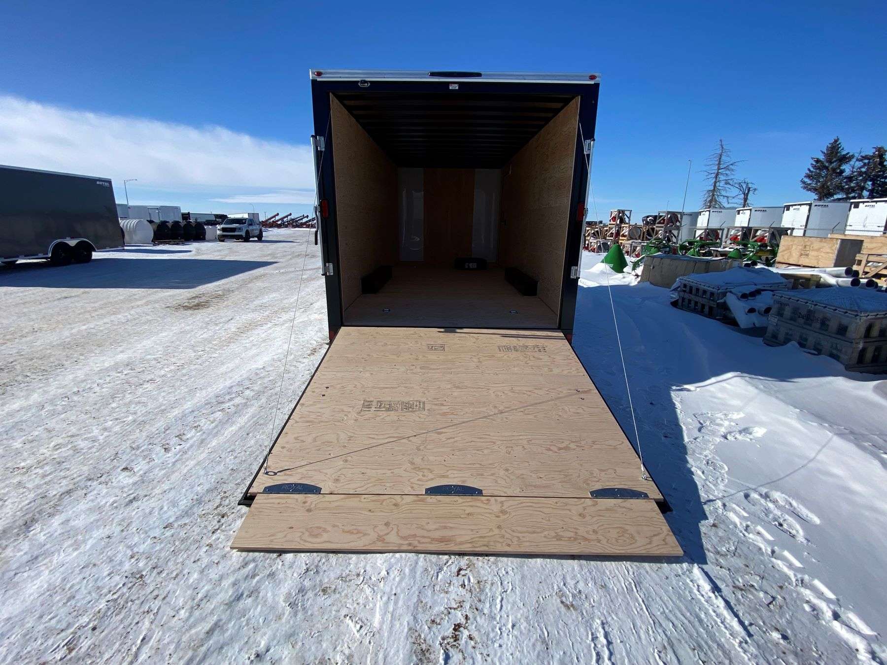 2026 Royal 8.5'x20' Enclosed Flat Front Cargo Trailer