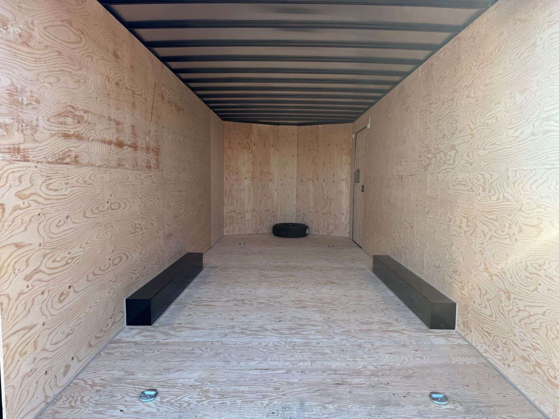 2026 Royal 8.5'x22' Enclosed Cargo w/ 16" Center Upgrade