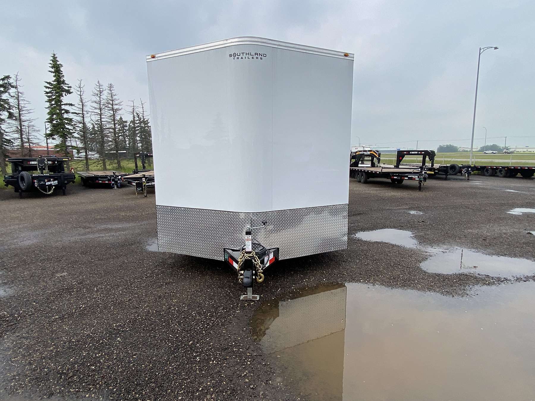 2026 Royal 8.5'x22' Enclosed Cargo w/ Aluminum Wheels