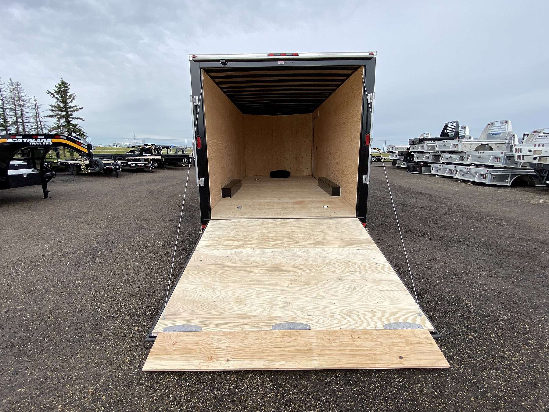 2026 Royal 8.5'x22' Enclosed Cargo w/ Ramp Door