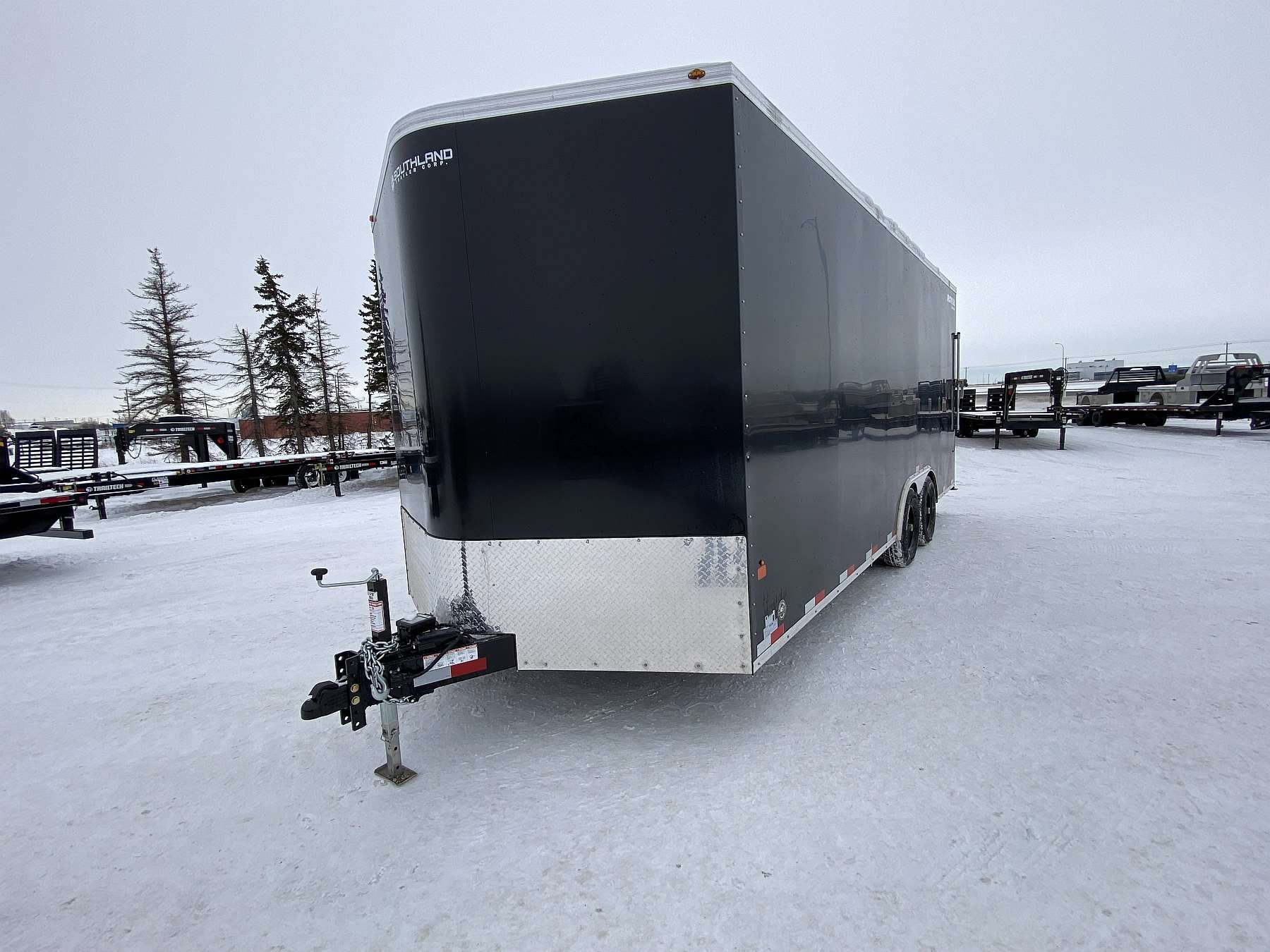 2026 Royal 8.5'x22' Enclosed Cargo w/ Ramp Door