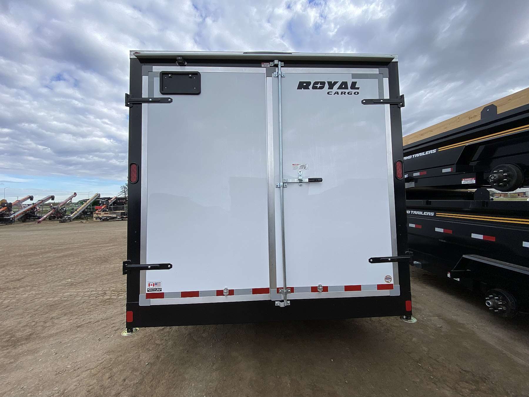 2026 Royal 8.5'x22' Enclosed Cargo w/ Torsion Axles