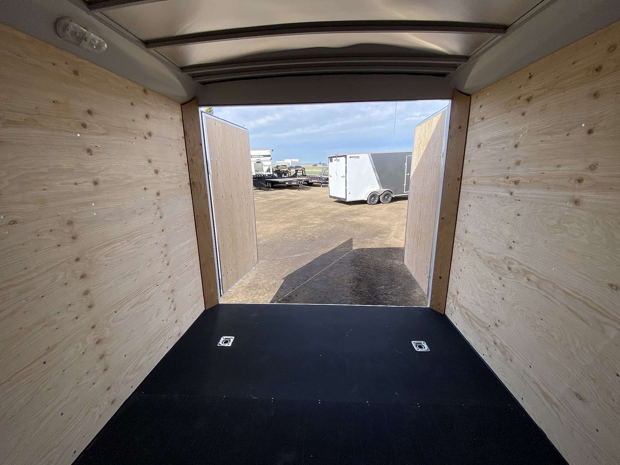 2026 Royal 8.5'x24' Commercial Enclosed Cargo Trailer