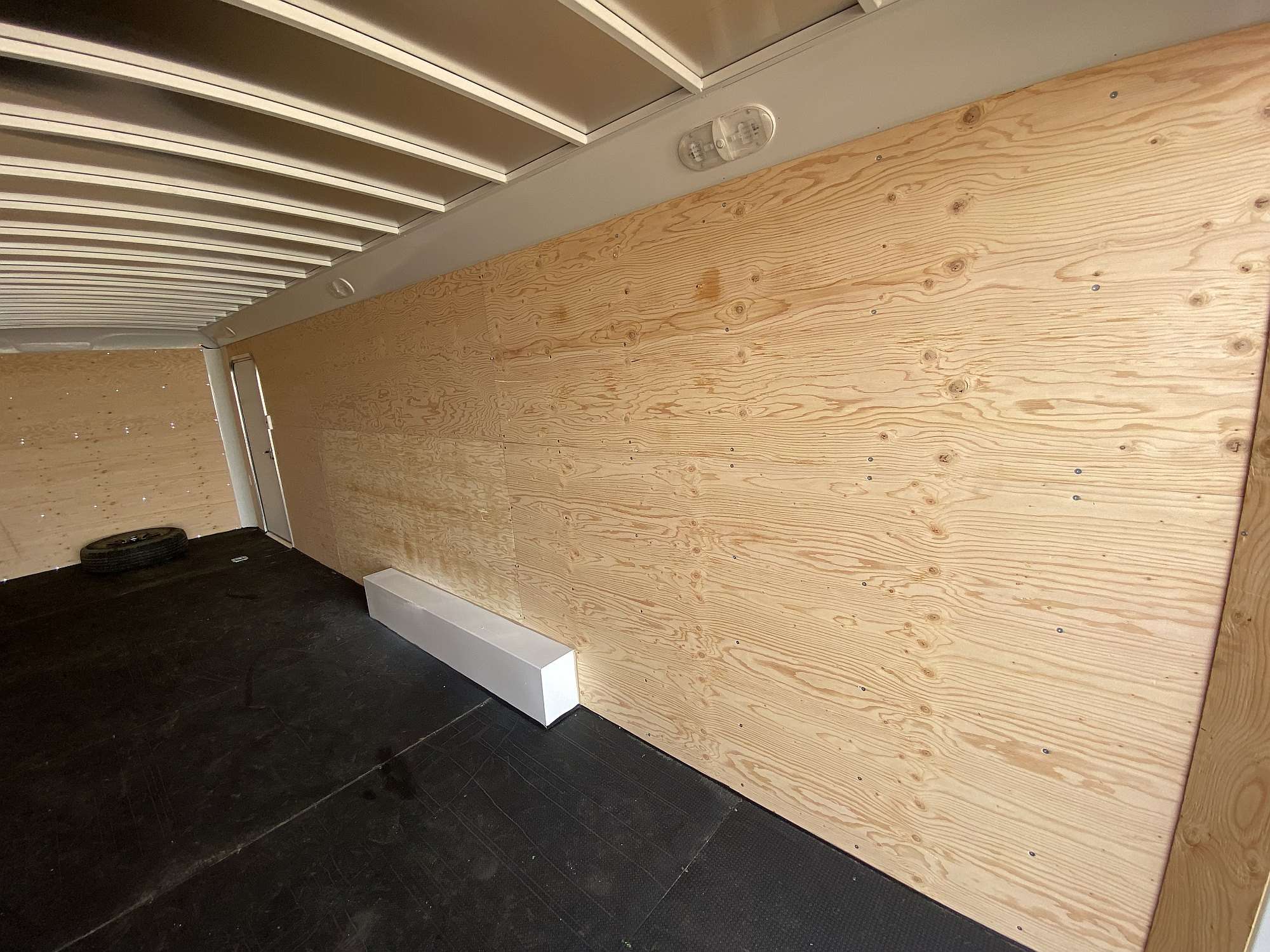 2026 Royal 8.5'x24' Commercial Enclosed Cargo Trailer