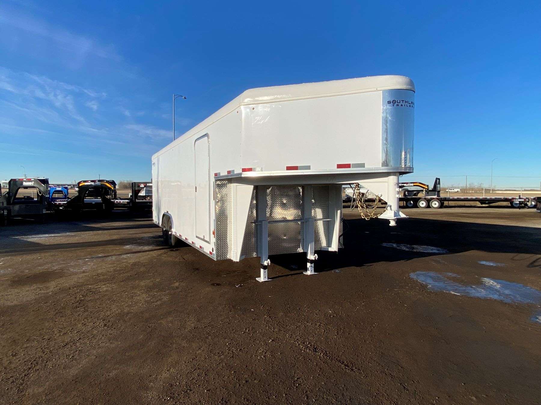 2026 Royal 8.5'x24' Enclosed Gooseneck Cargo Trailer