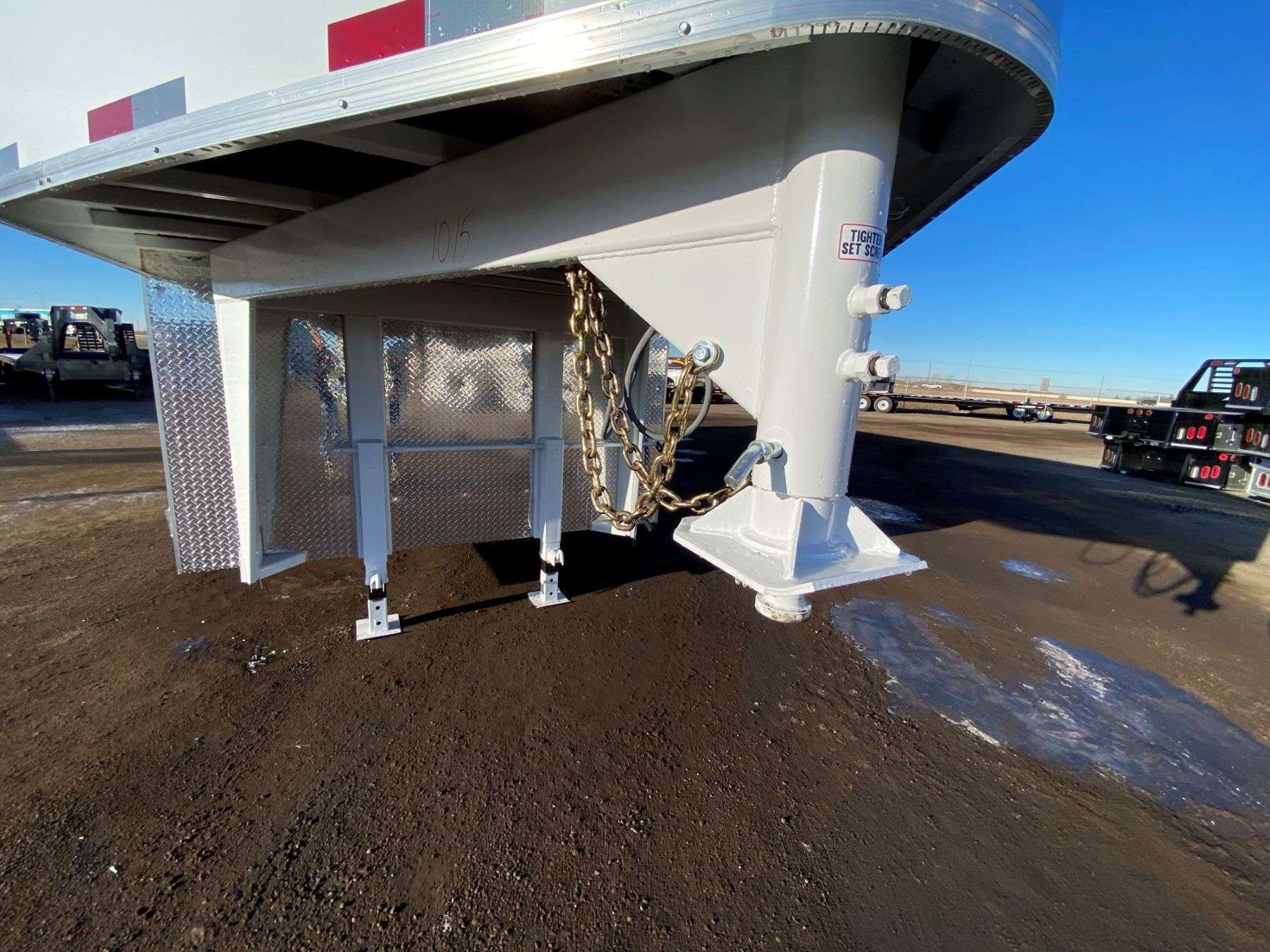 2026 Royal 8.5'x24' Enclosed Gooseneck Cargo Trailer