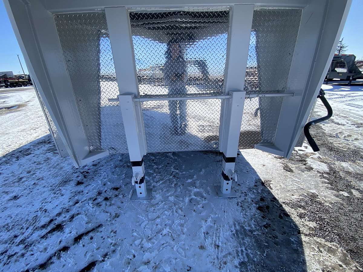 2026 Royal 8.5'x24' Enclosed Gooseneck Cargo Trailer