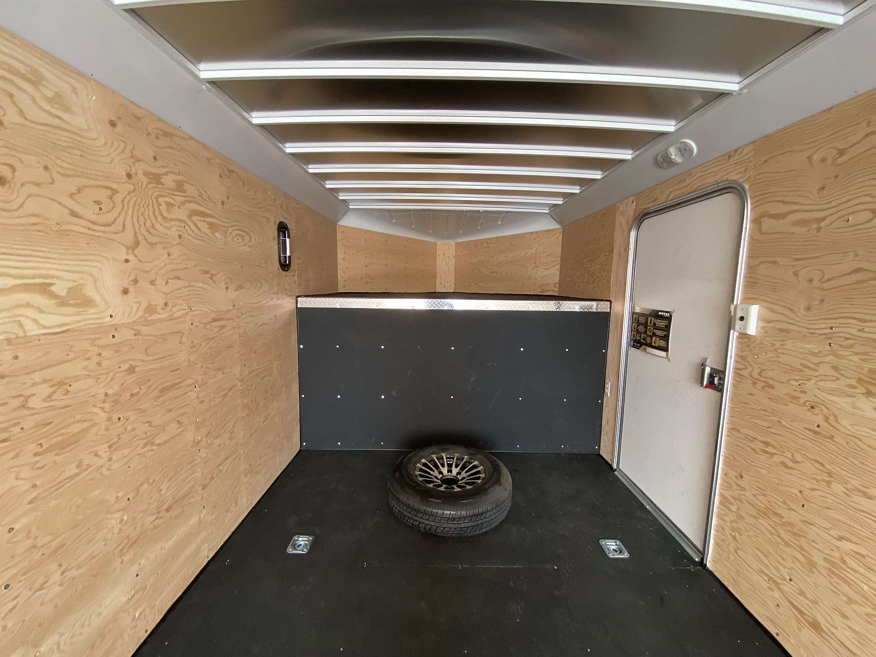 2026 Royal 8.5'x24' Enclosed Gooseneck Cargo Trailer