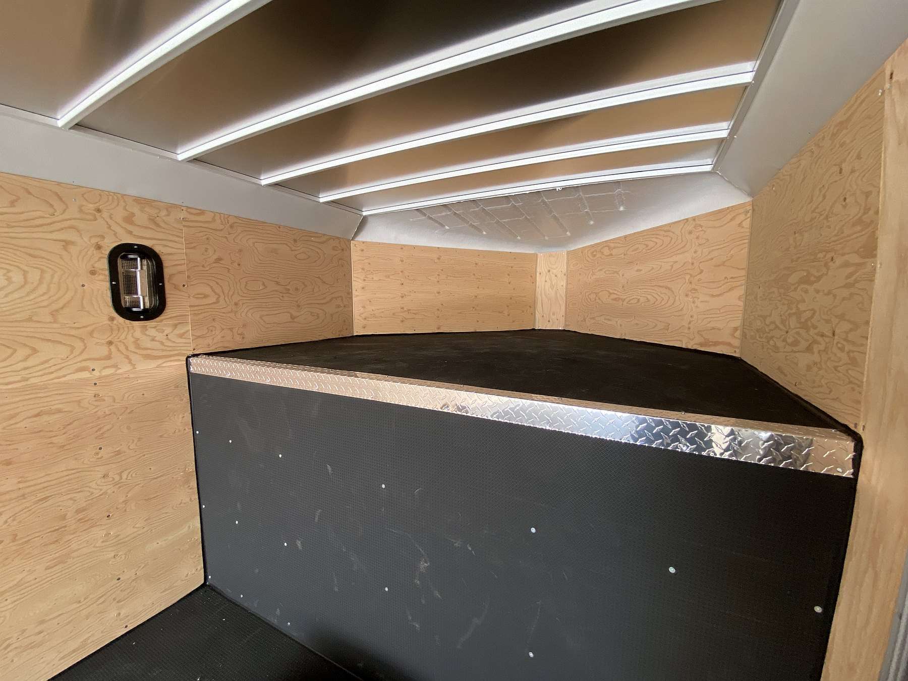 2026 Royal 8.5'x24' Enclosed Gooseneck Cargo Trailer