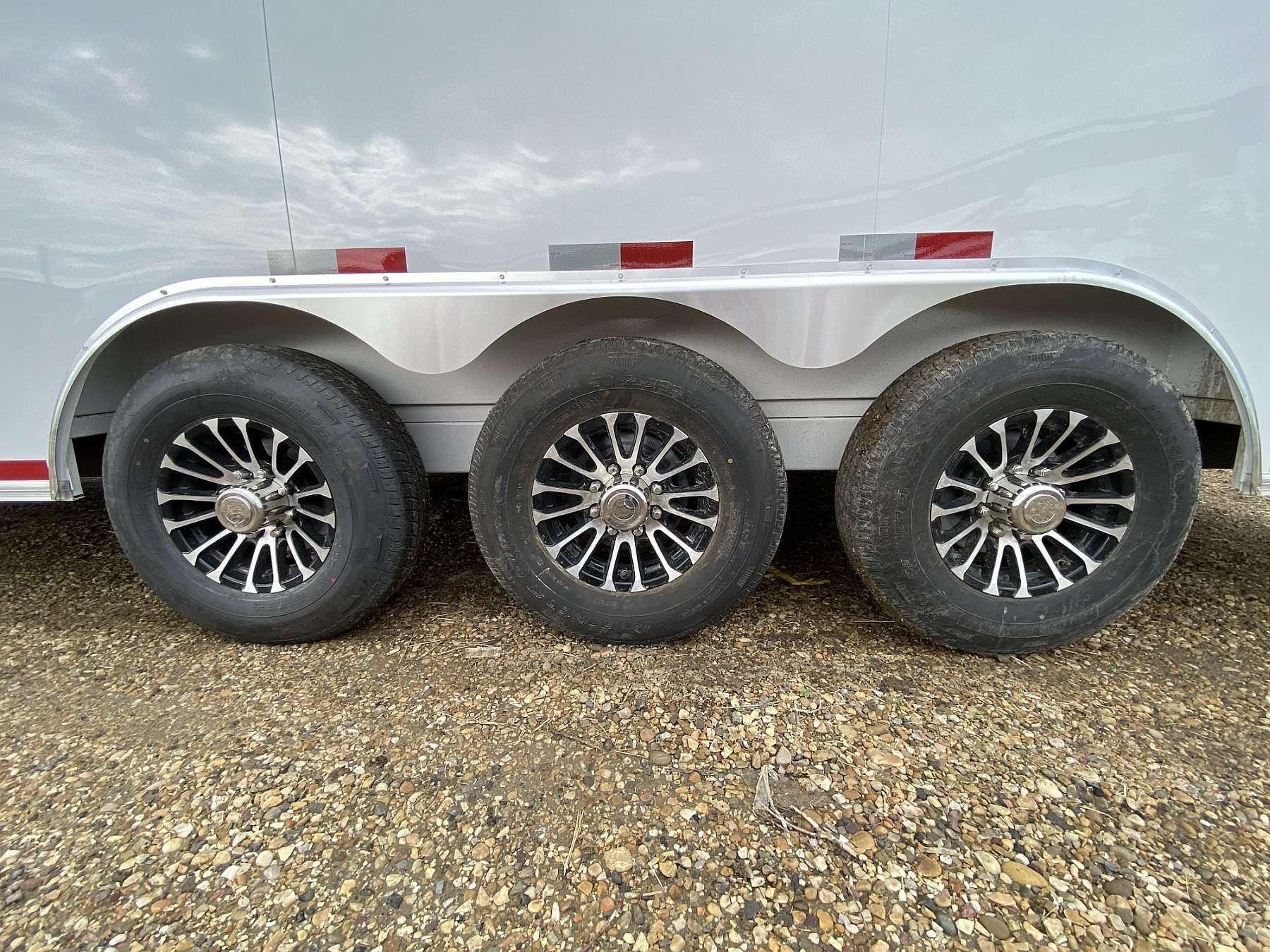 2026 Royal 8.5'x24' Enclosed Gooseneck Cargo Trailer