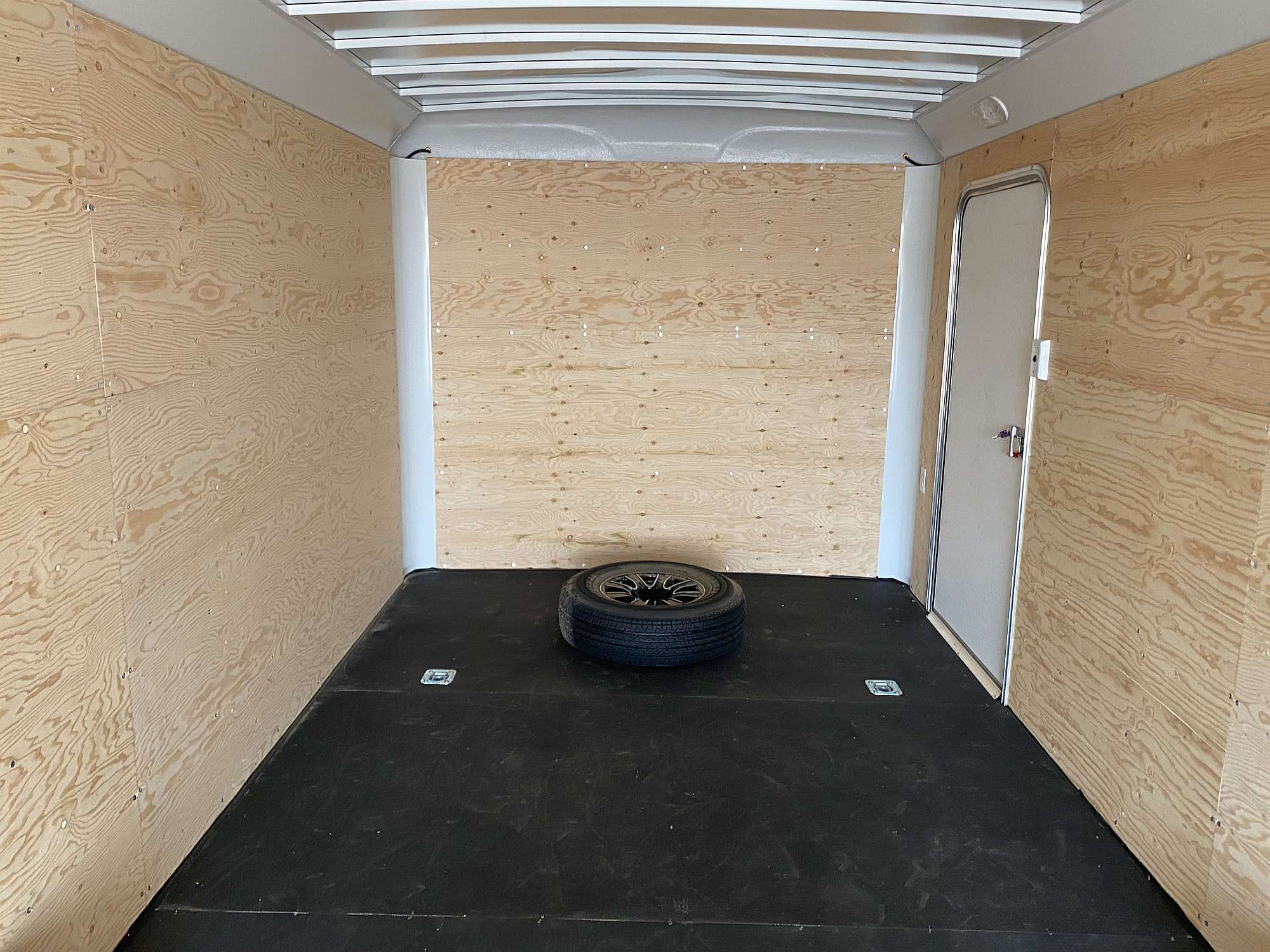 2026 Royal 8.5'x24' Enclosed Tri-Axle Cargo Trailer