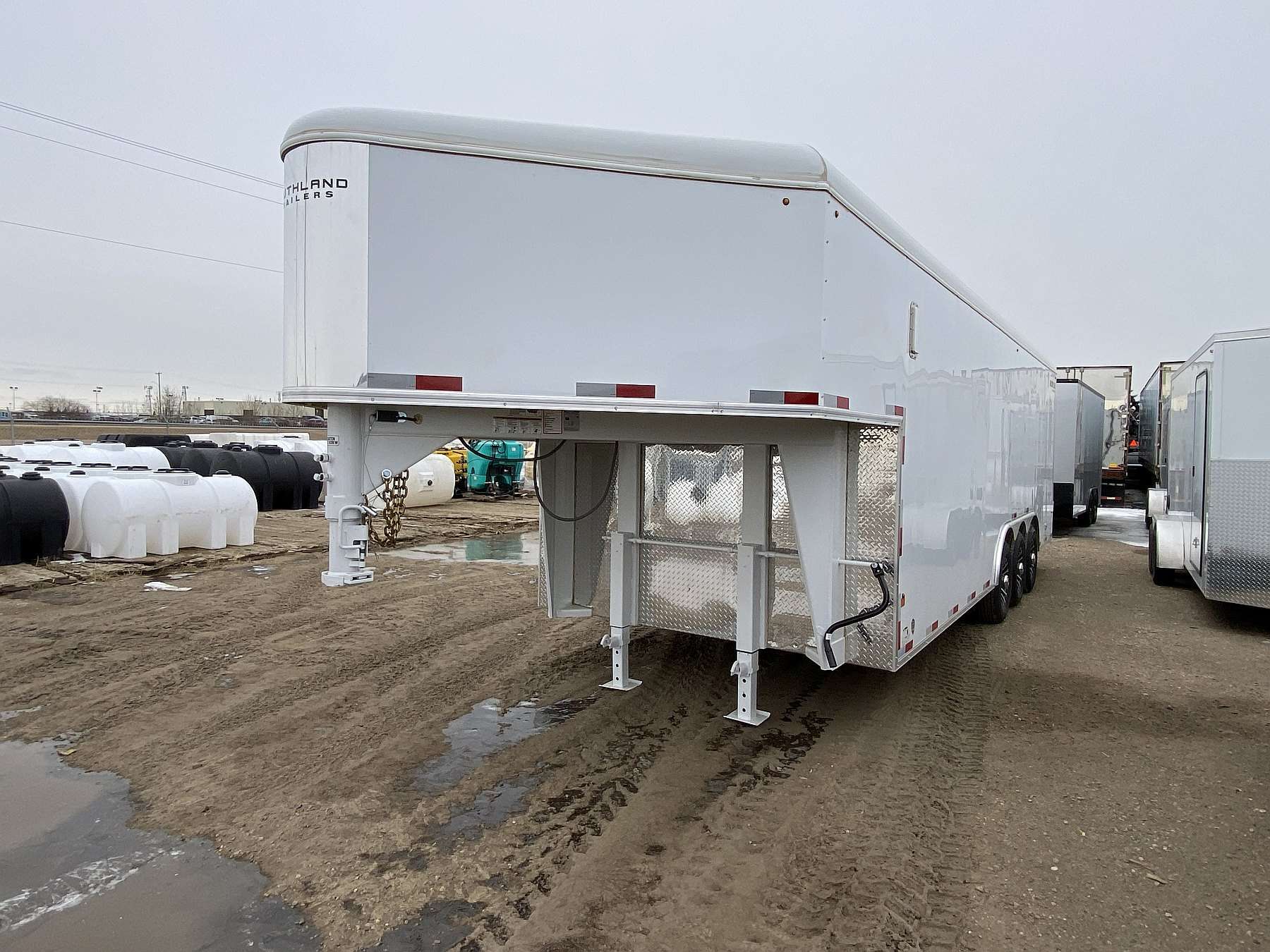 2026 Royal 8.5'x24' Fully Insulated Gooseneck Cargo Trailer