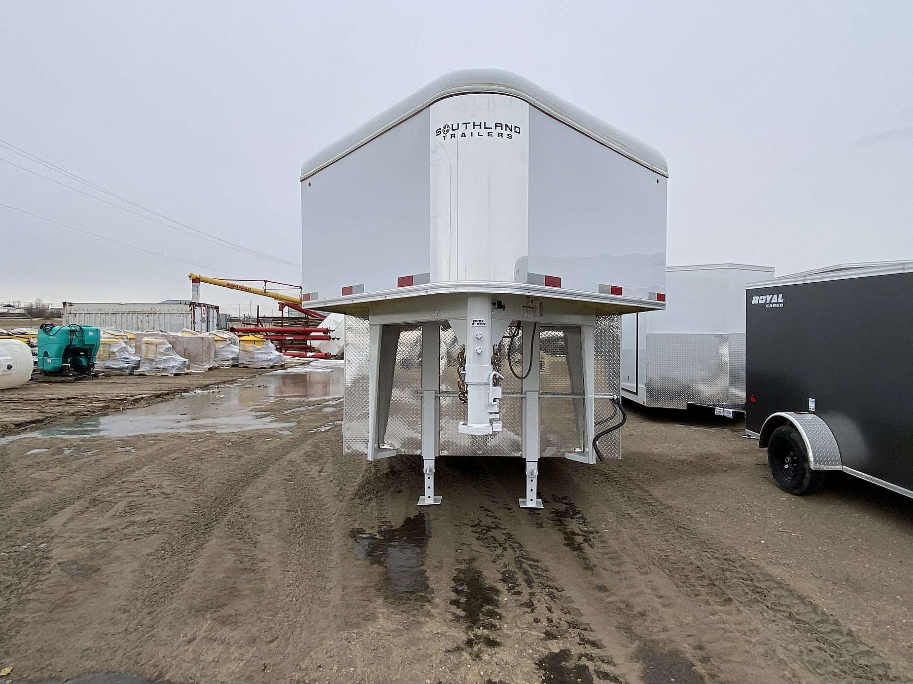 2026 Royal 8.5'x24' Fully Insulated Gooseneck Cargo Trailer