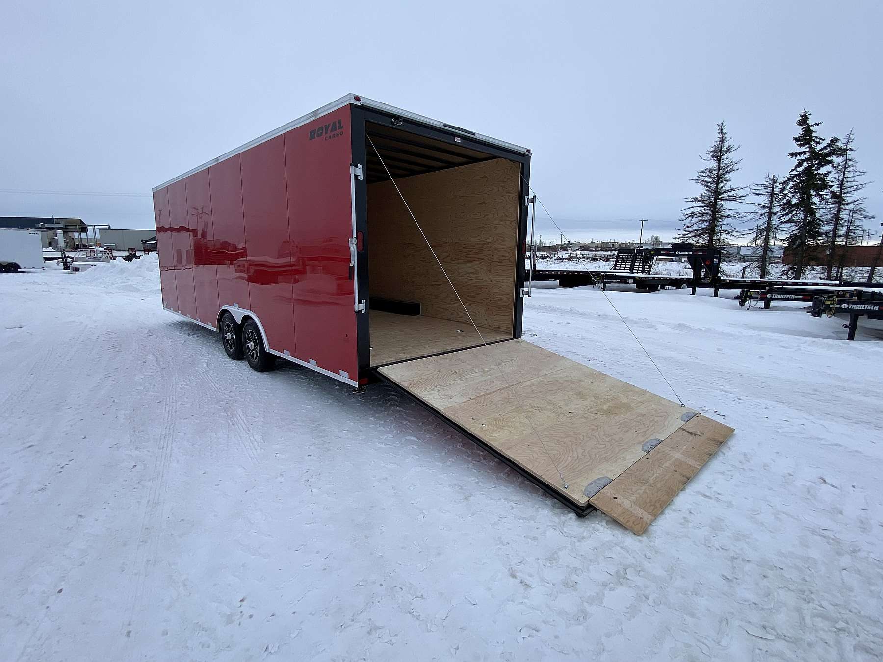 2026 Royal 8.5'x26' Enclosed Cargo w/ Aluminum Wheels