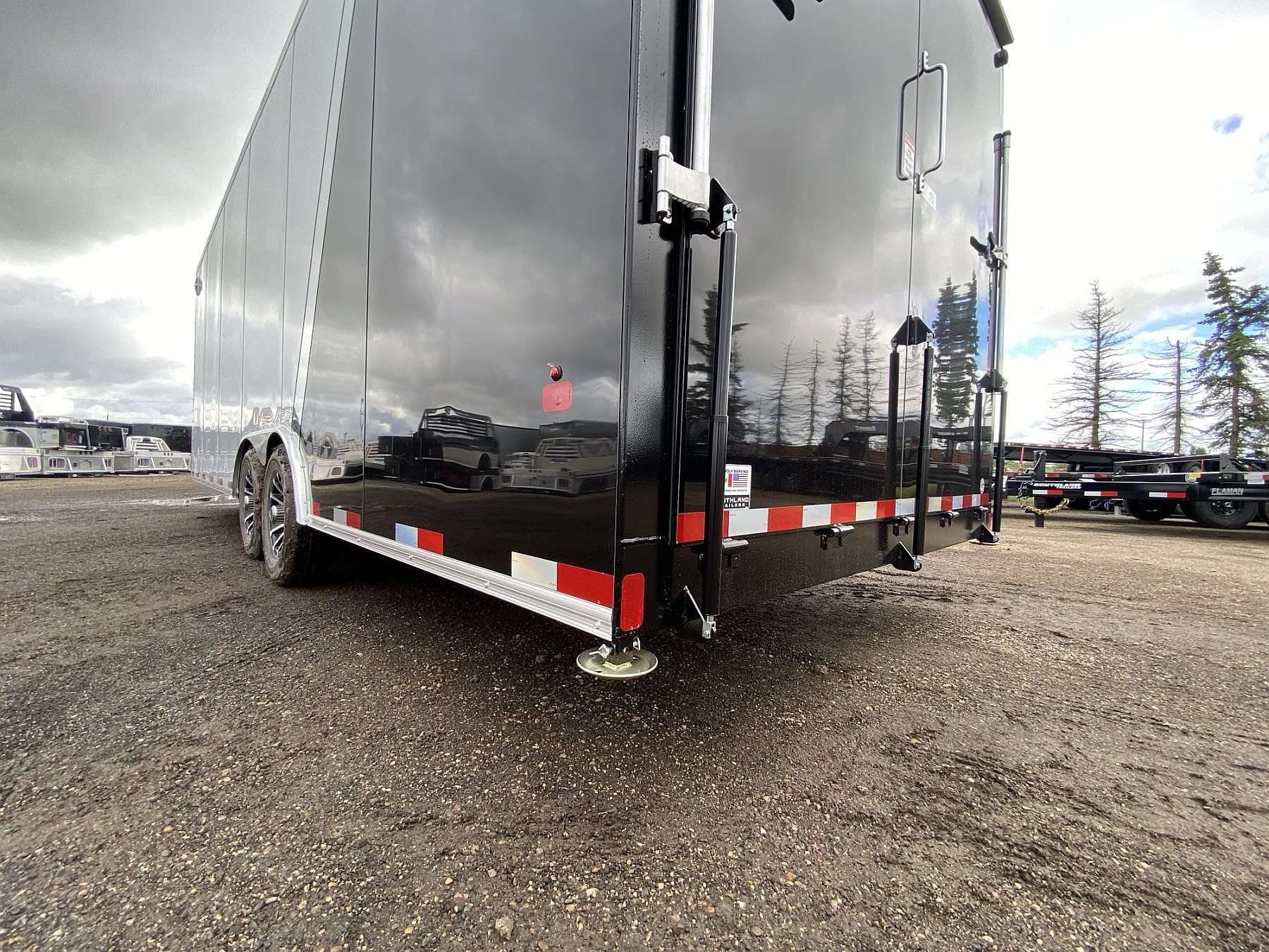 2026 Royal 8.5'x26' Enclosed Cargo w/ Aluminum Wheels