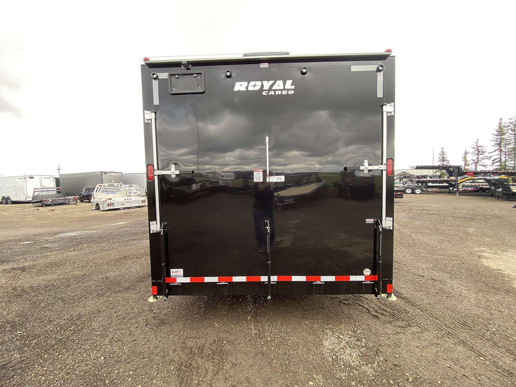 2026 Royal 8.5'x26' Enclosed Cargo w/ Aluminum Wheels