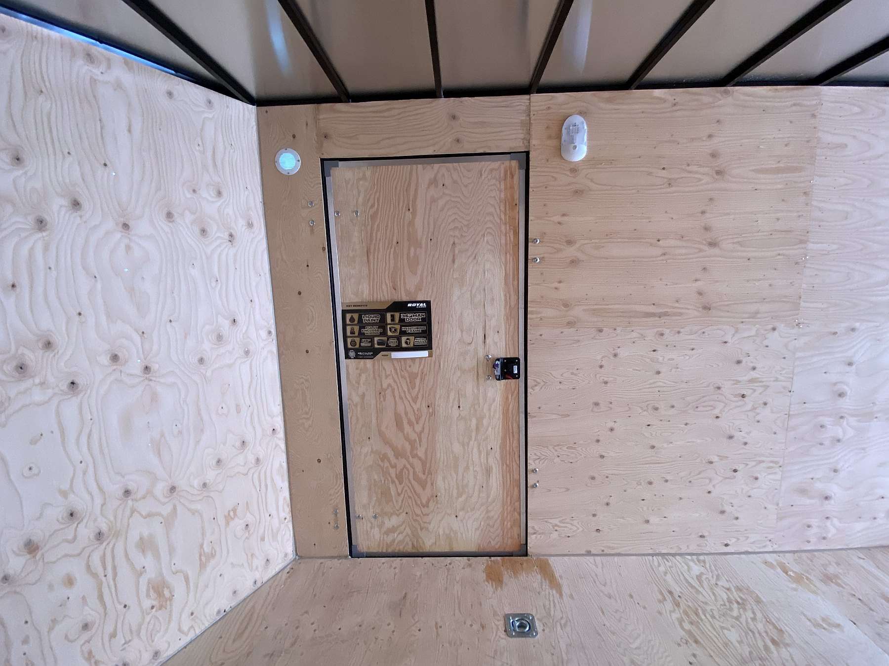 2026 Royal 8.5'x26' Enclosed Cargo w/ Ramp Door