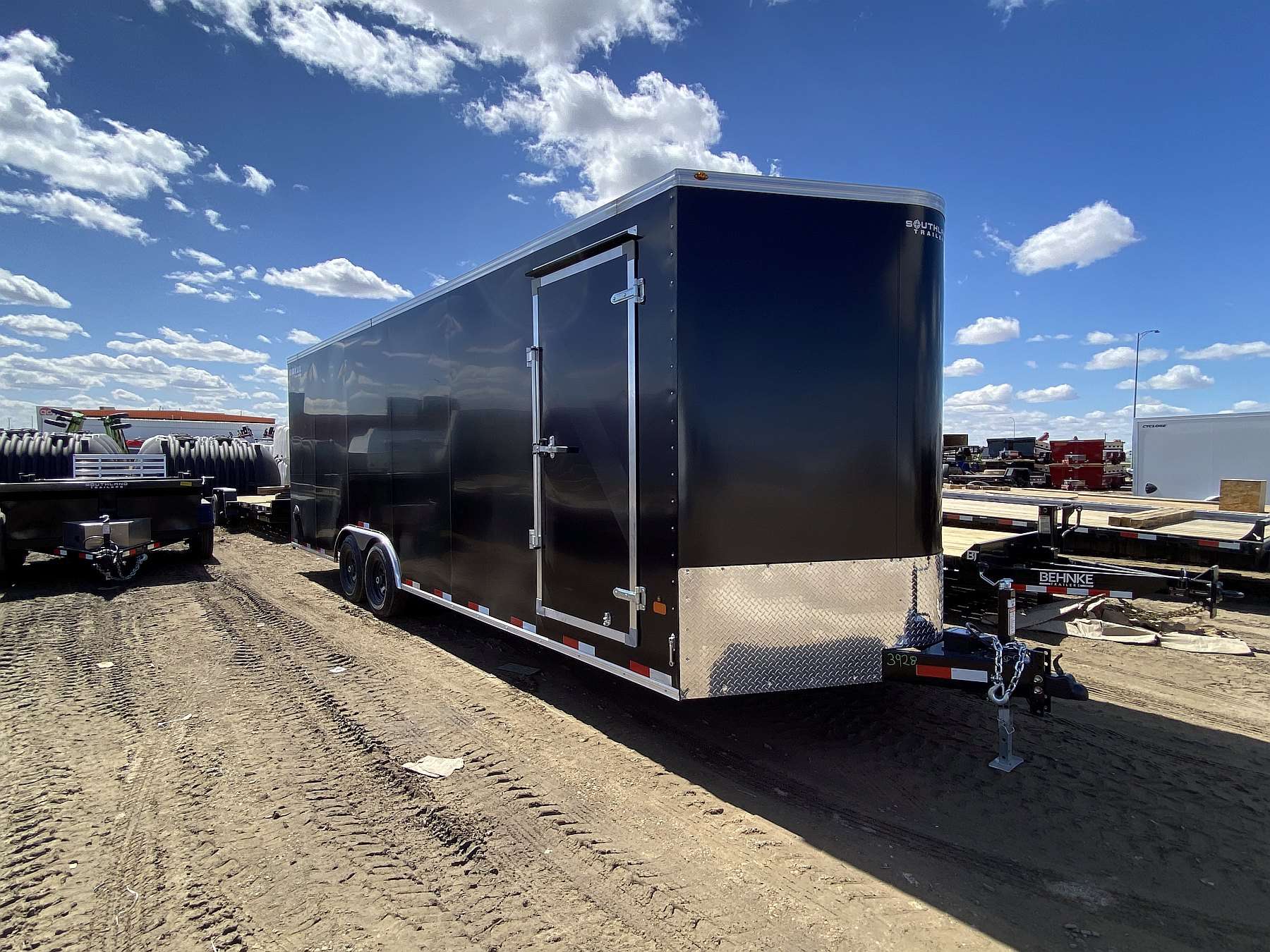 2026 Royal 8.5'x26' Enclosed Cargo w/ Ramp Door