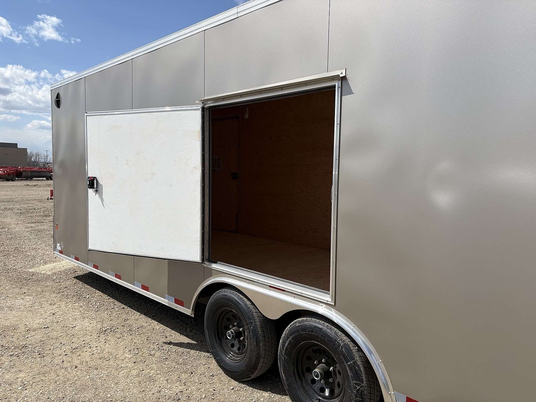 2026 Royal 8.5x26 Enclosed Cargo w/ Escape Door