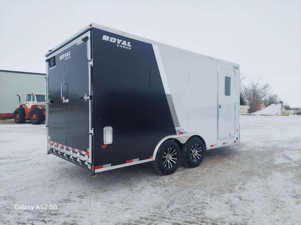 2026 Royal 8'6" x 16' + V-Nose Toy Hauler Trailer