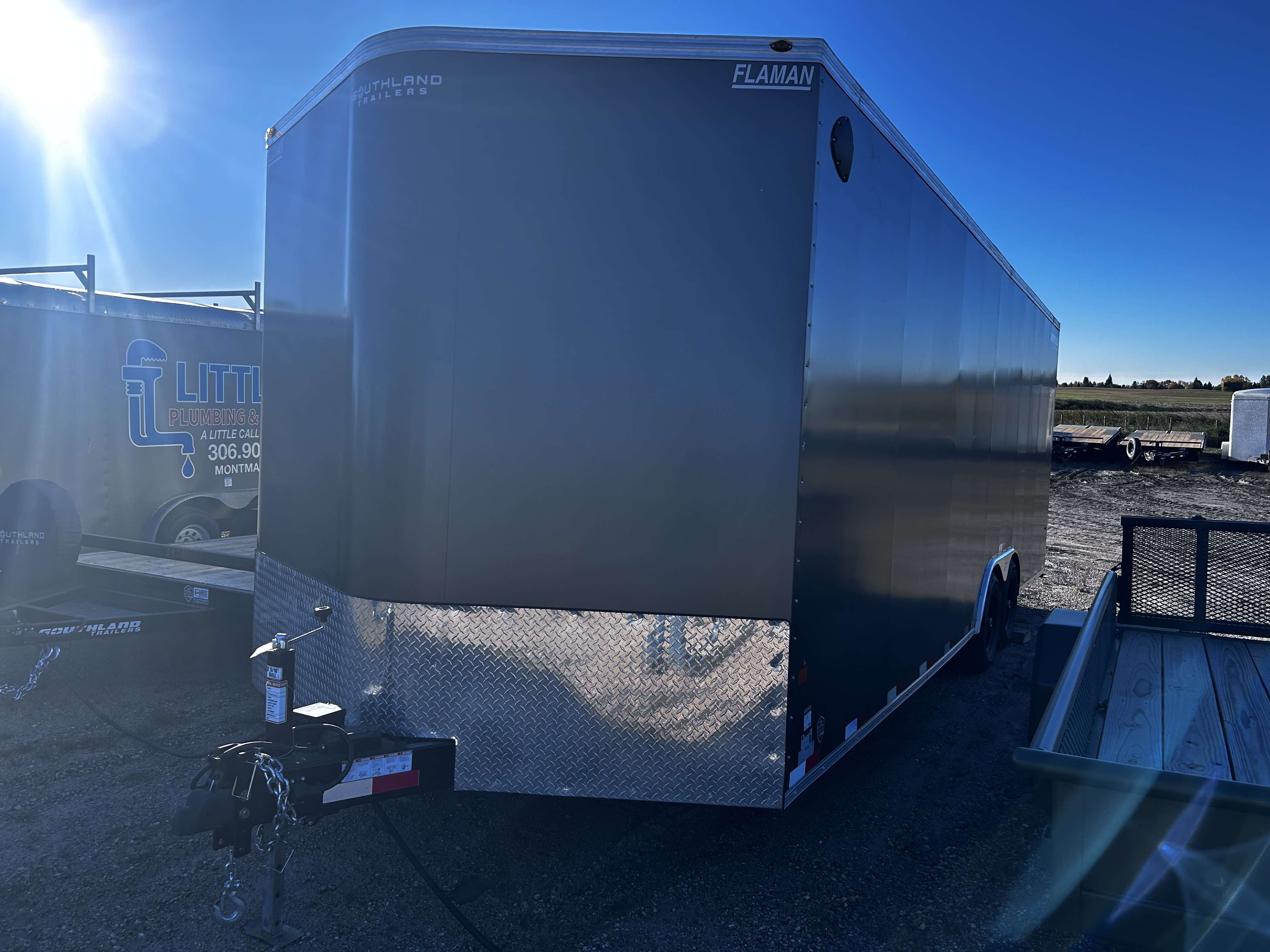 2026 Royal 8'6 X24 + V Trailer
