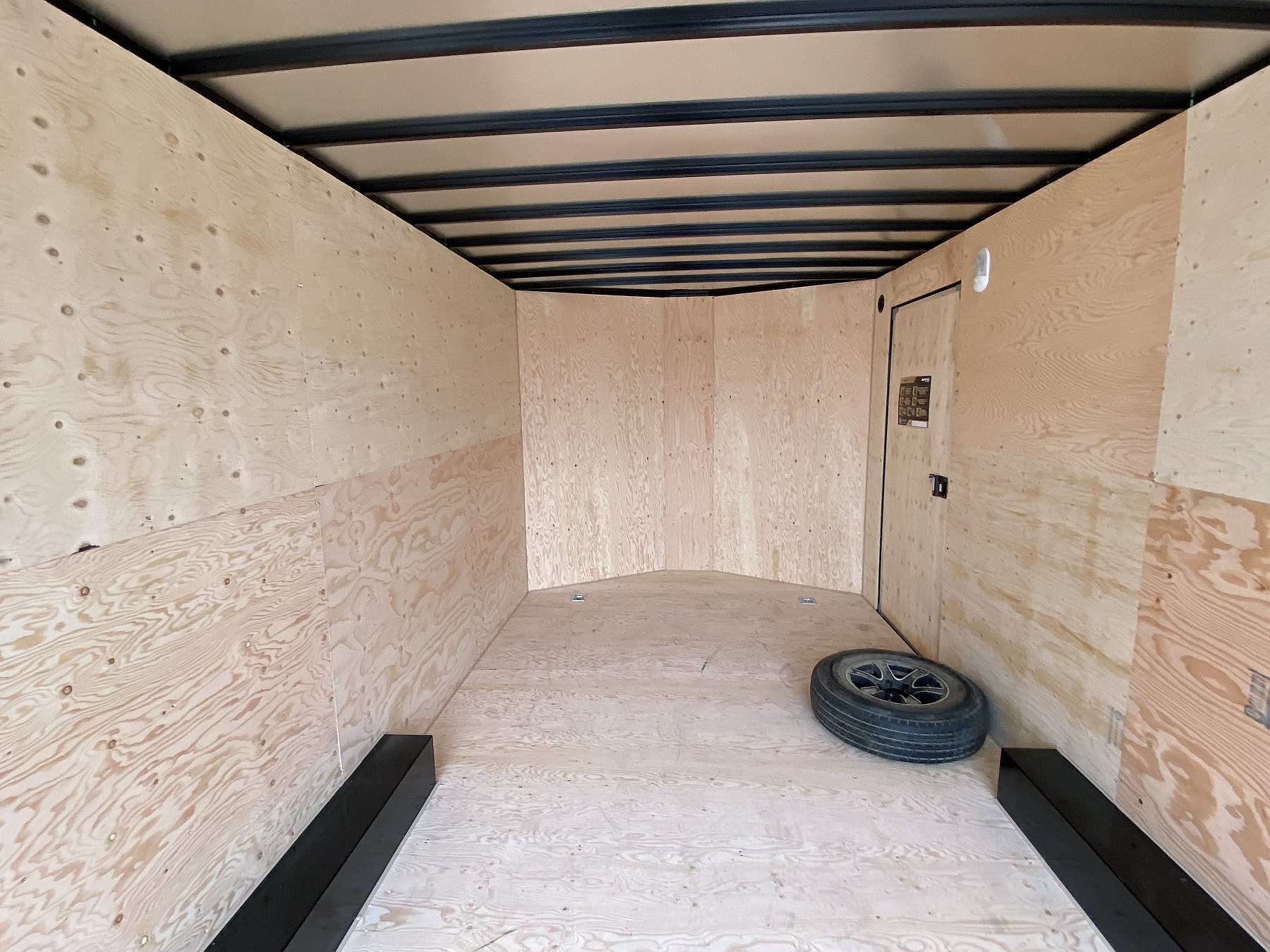 2026 Royal 8'X18' Enclosed Cargo w/ Aluminum Wheels