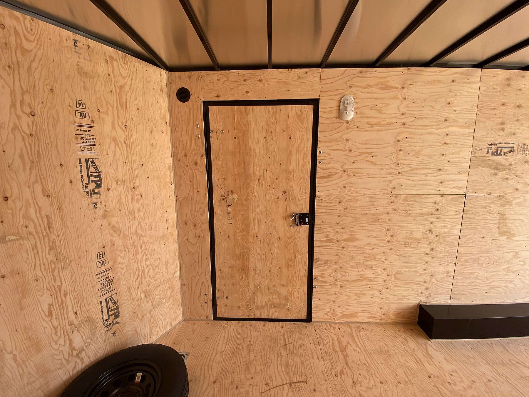 2026 Royal 8'x18' Enclosed Cargo w/ Blackout Package
