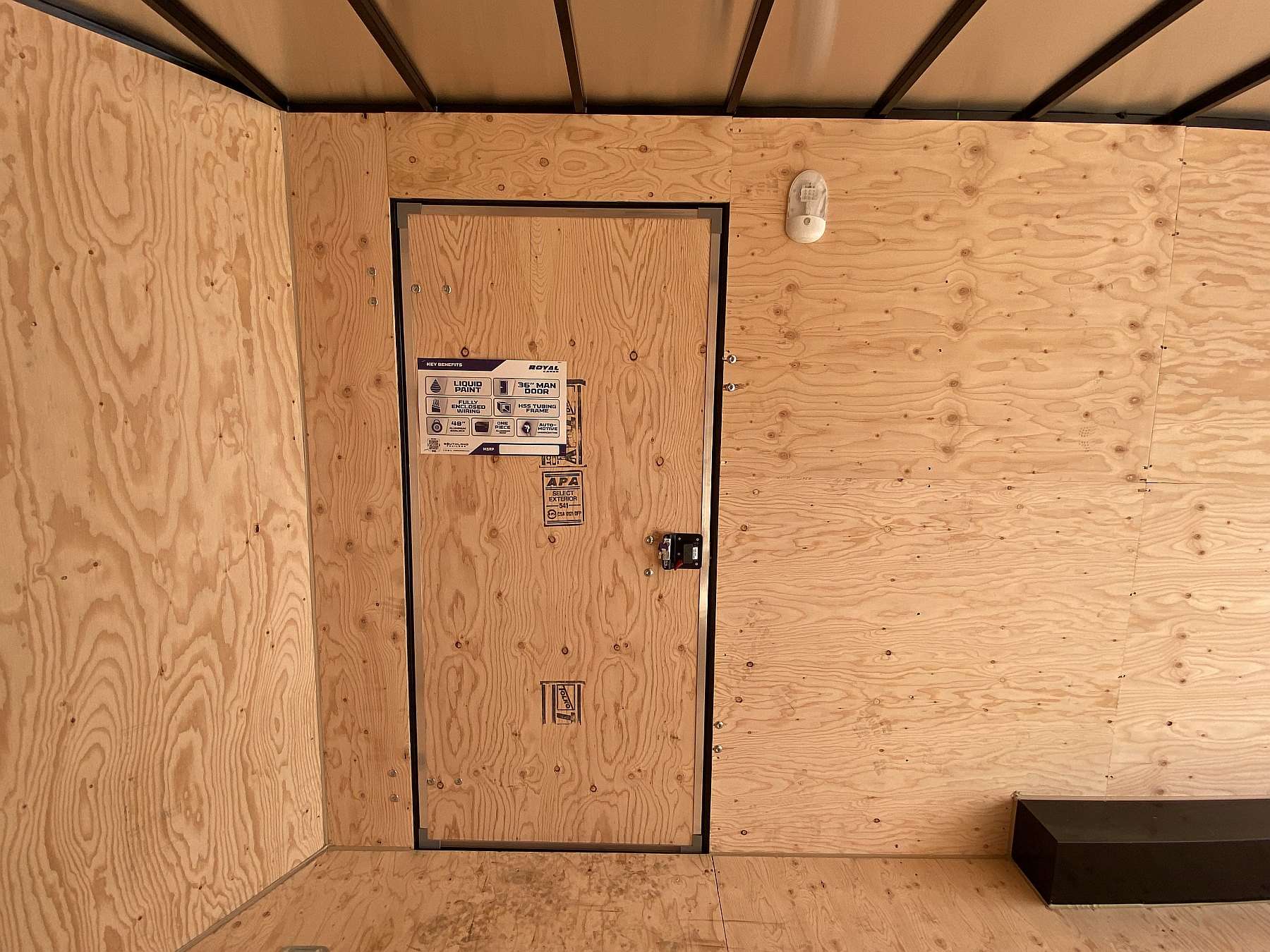 2026 Royal 8'x18' Enclosed Cargo w/ Dovetail & 35K Axles