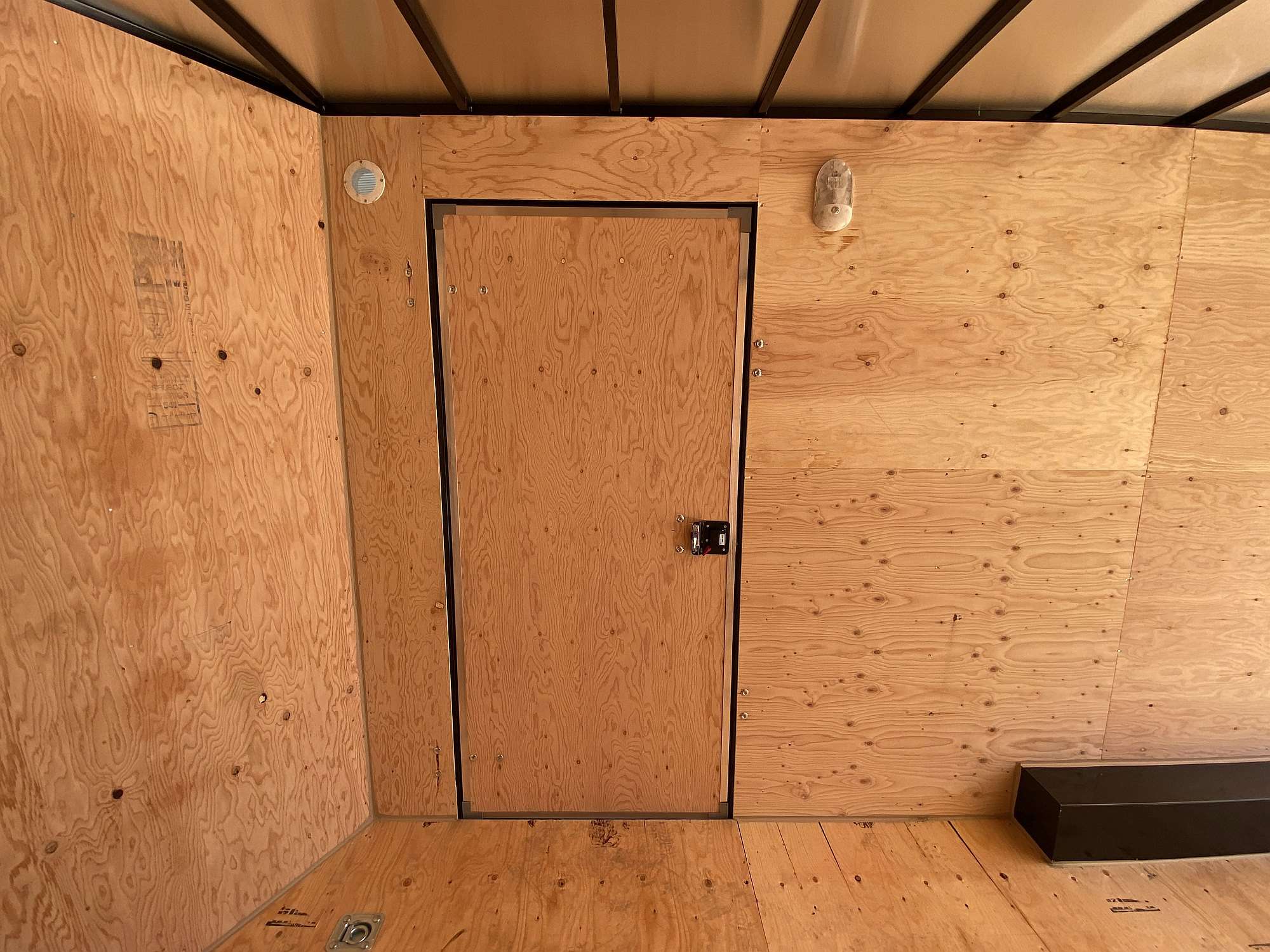 2026 Royal 8'x18' Enclosed Cargo w/ Ramp Door