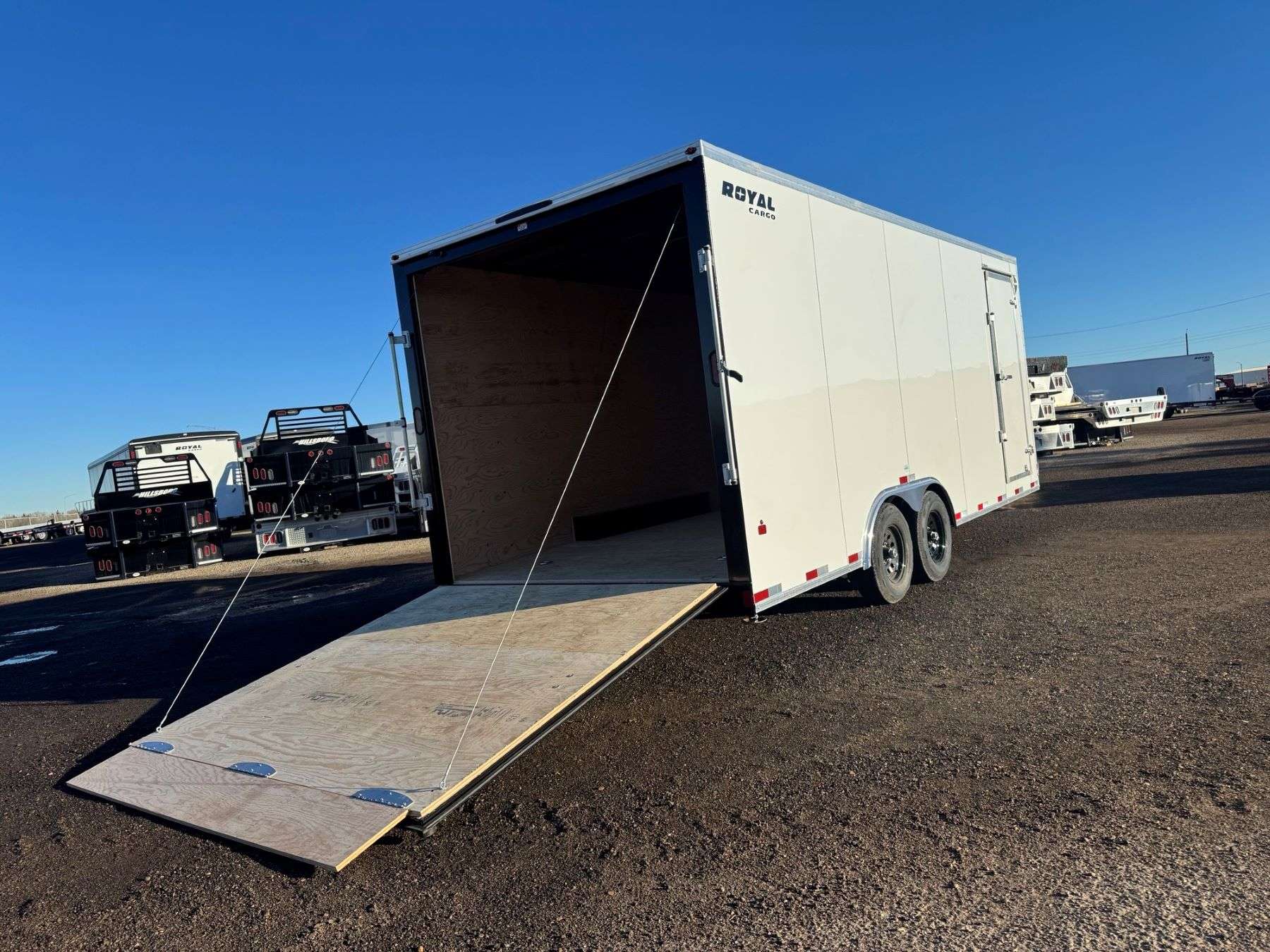 2026 Royal 8'x22' Enclosed Cargo w/ 16" Center Upgrade