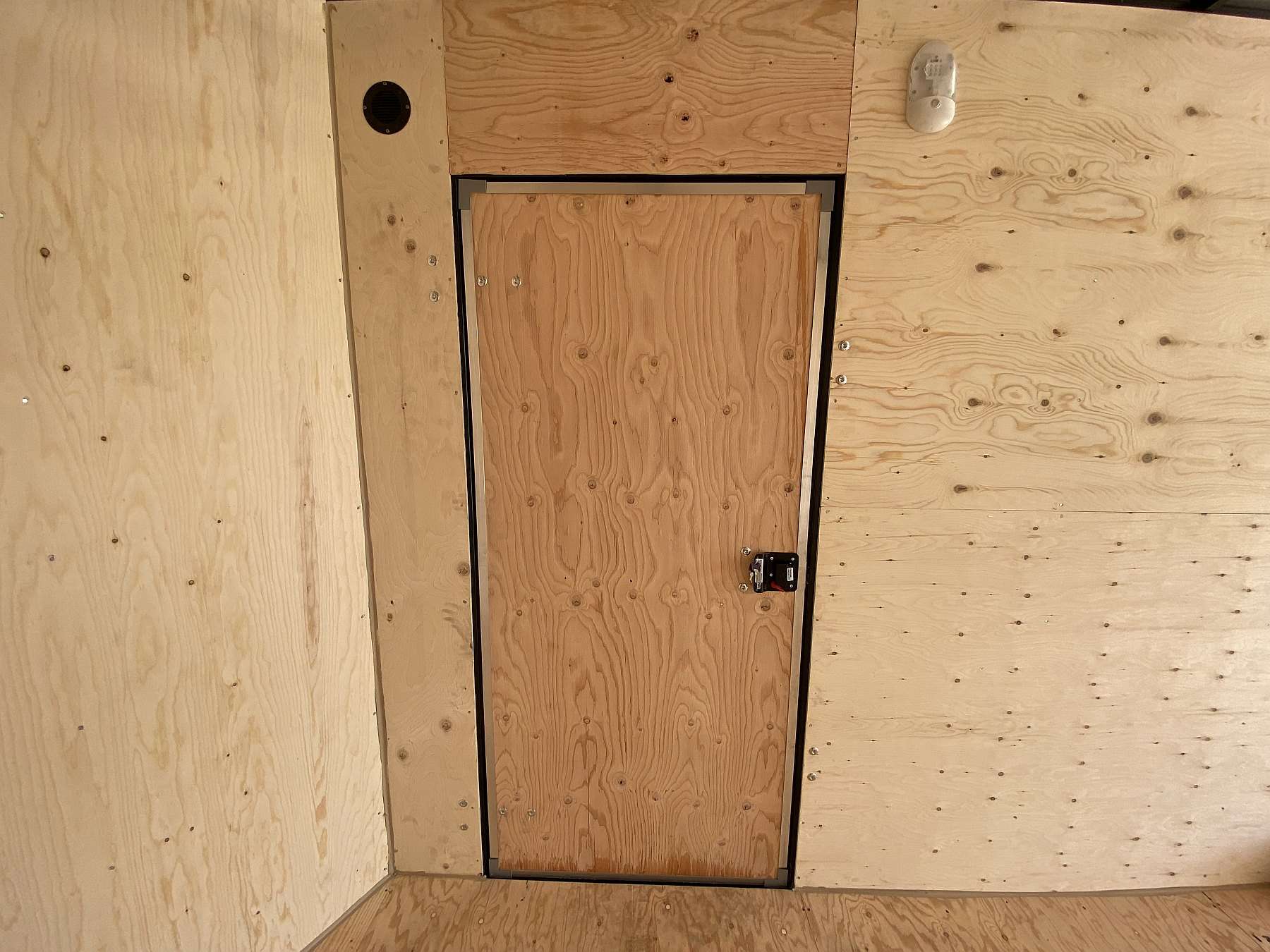 2026 Royal 8'x22' Enclosed Cargo w/ Extra Height