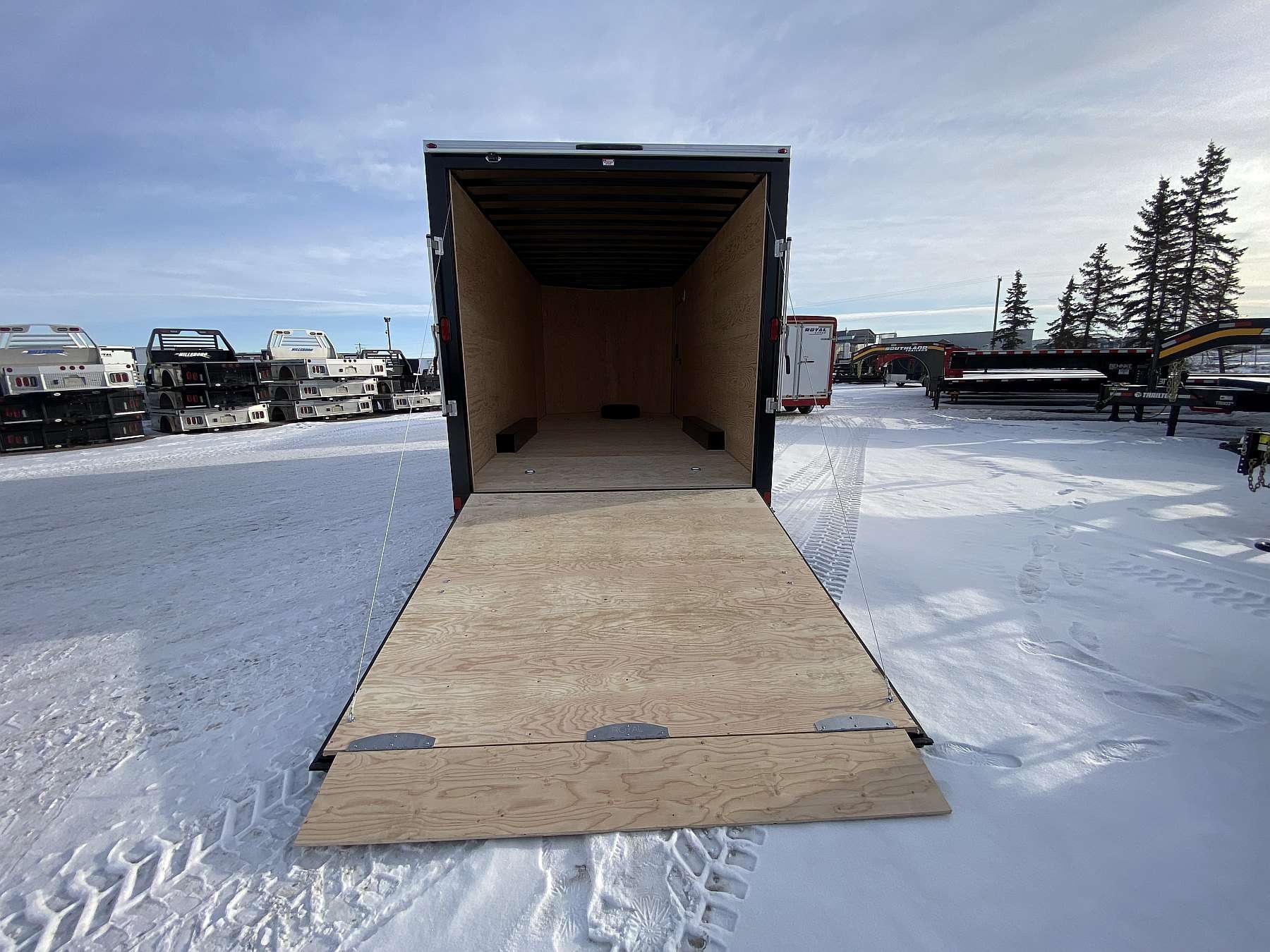 2026 Royal 8'x22' Enclosed Cargo w/ Extra Height