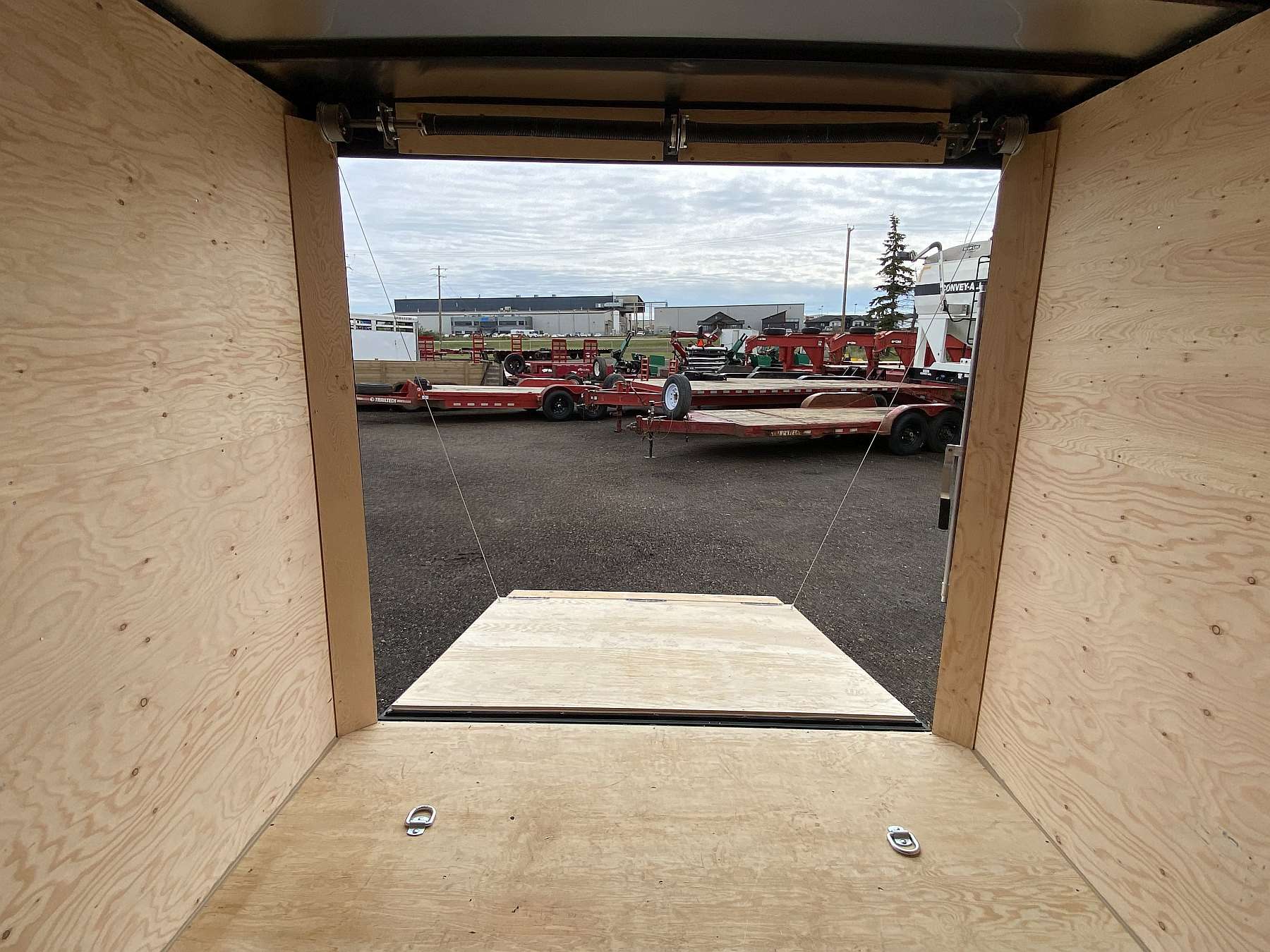 2026 Royal 8'x22' Enclosed Cargo w/ Ramp Door