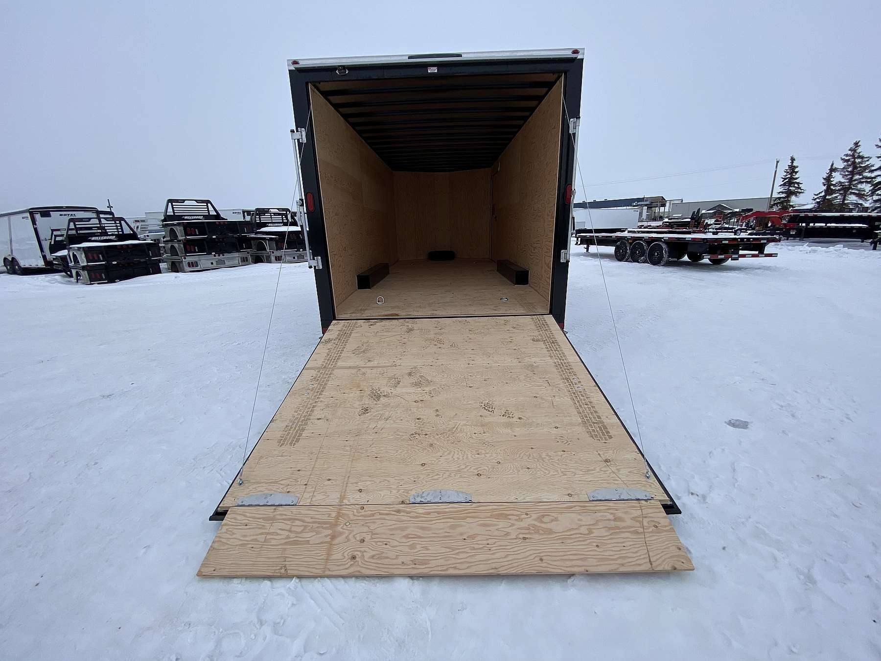 2026 Royal 8'x22' Enclosed Cargo w/ Ramp Door