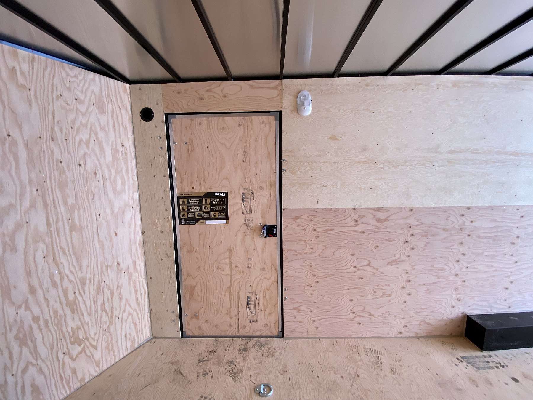 2026 Royal 8'x22' Enclosed Cargo w/ Ramp Door