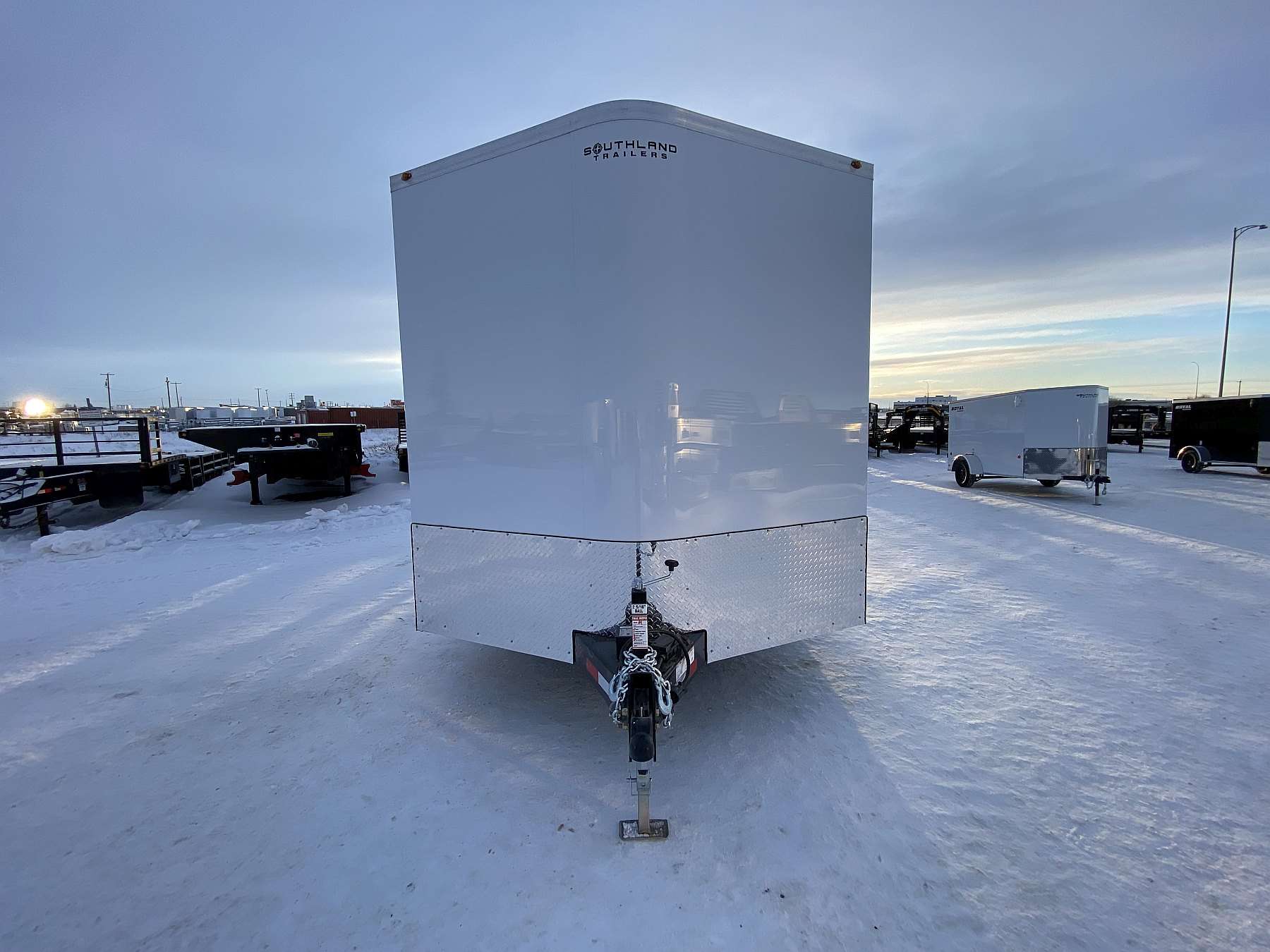 2026 Royal 8'x22' Enclosed Cargo w/ Torsion Axles