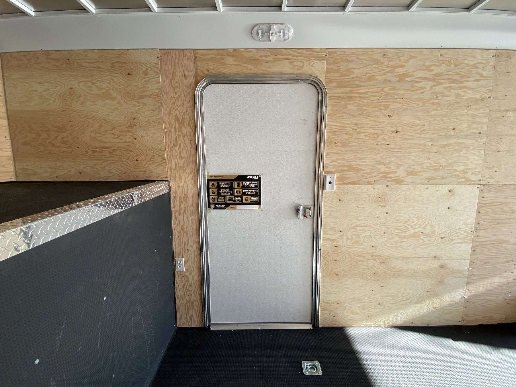 2026 Royal 8'x24' Enclosed Gooseneck Cargo Trailer