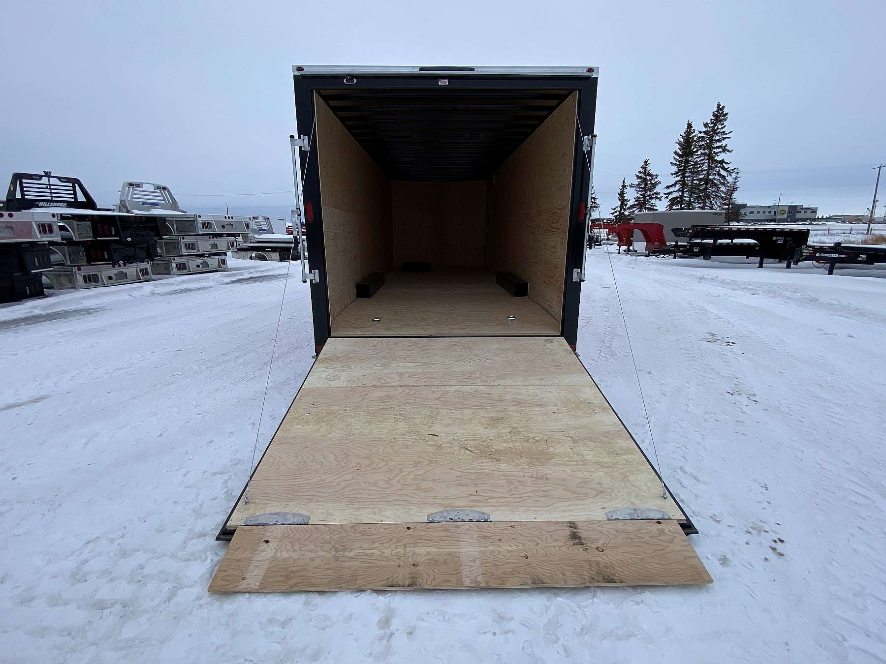 2026 Royal 8'x26' Enclosed Cargo w/ Aluminum Wheels