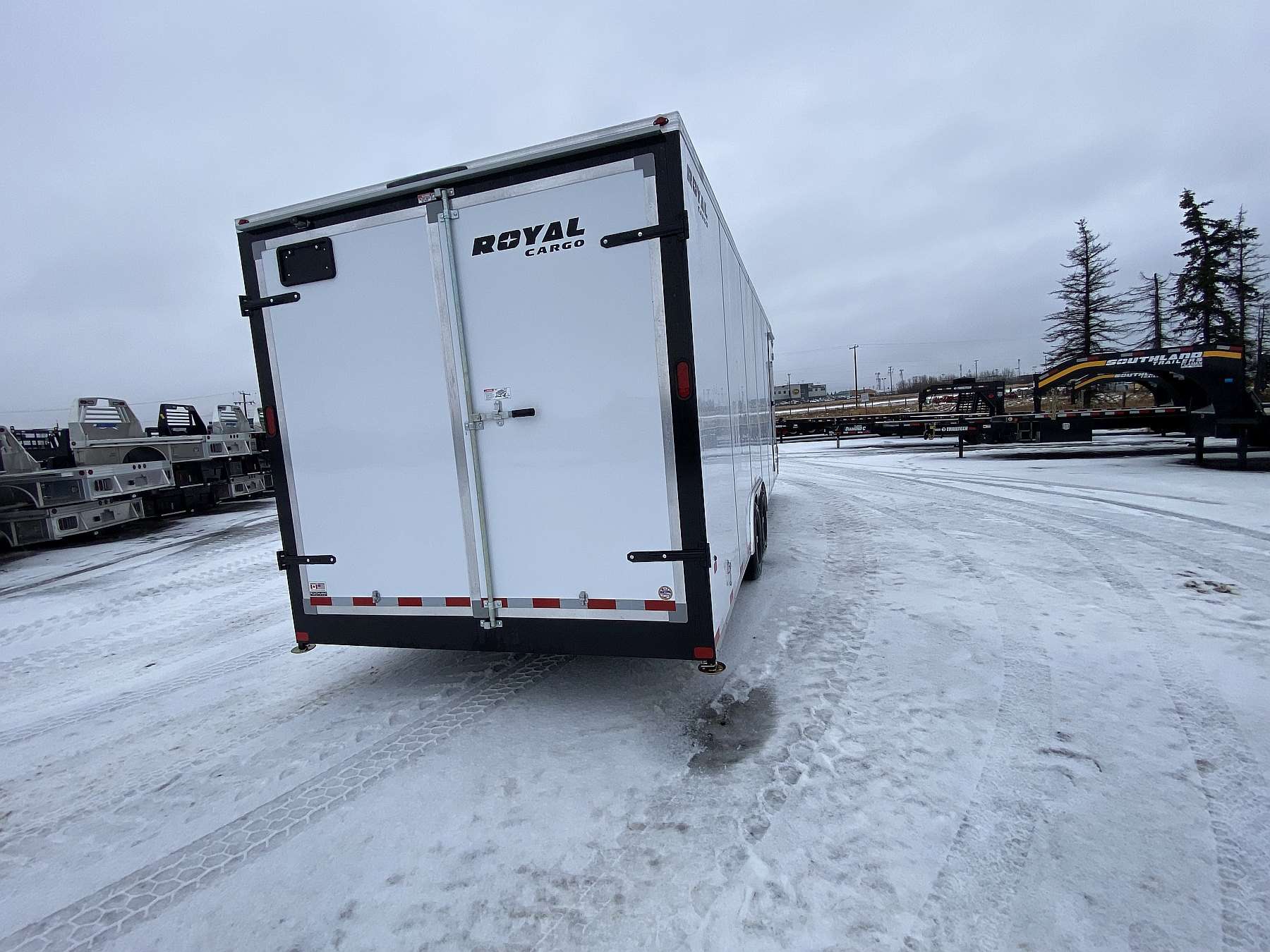 2026 Royal 8'x26' Enclosed Cargo w/ Barn Door