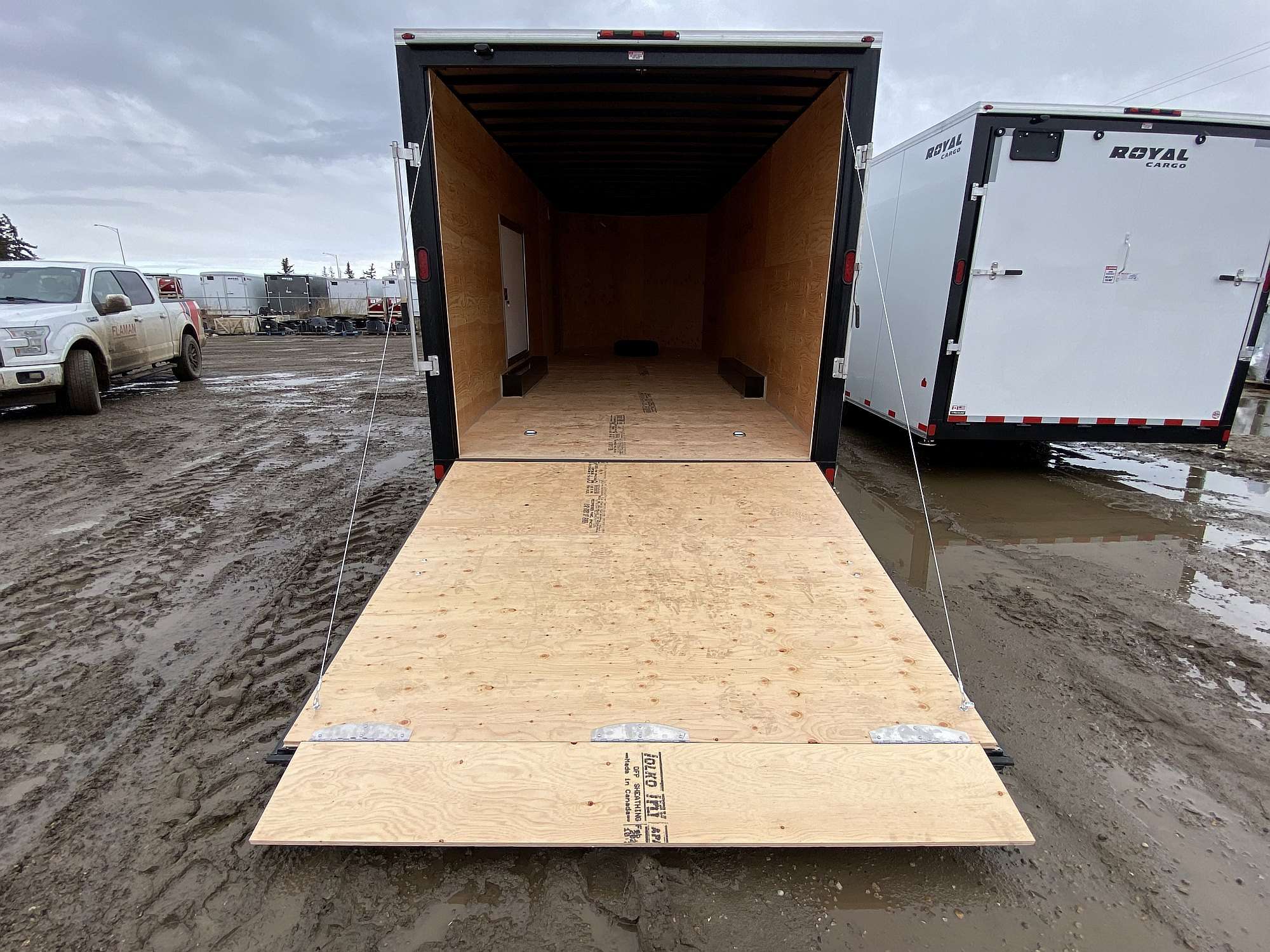 2026 Royal 8'x26' Enclosed Cargo w/ Escape Door