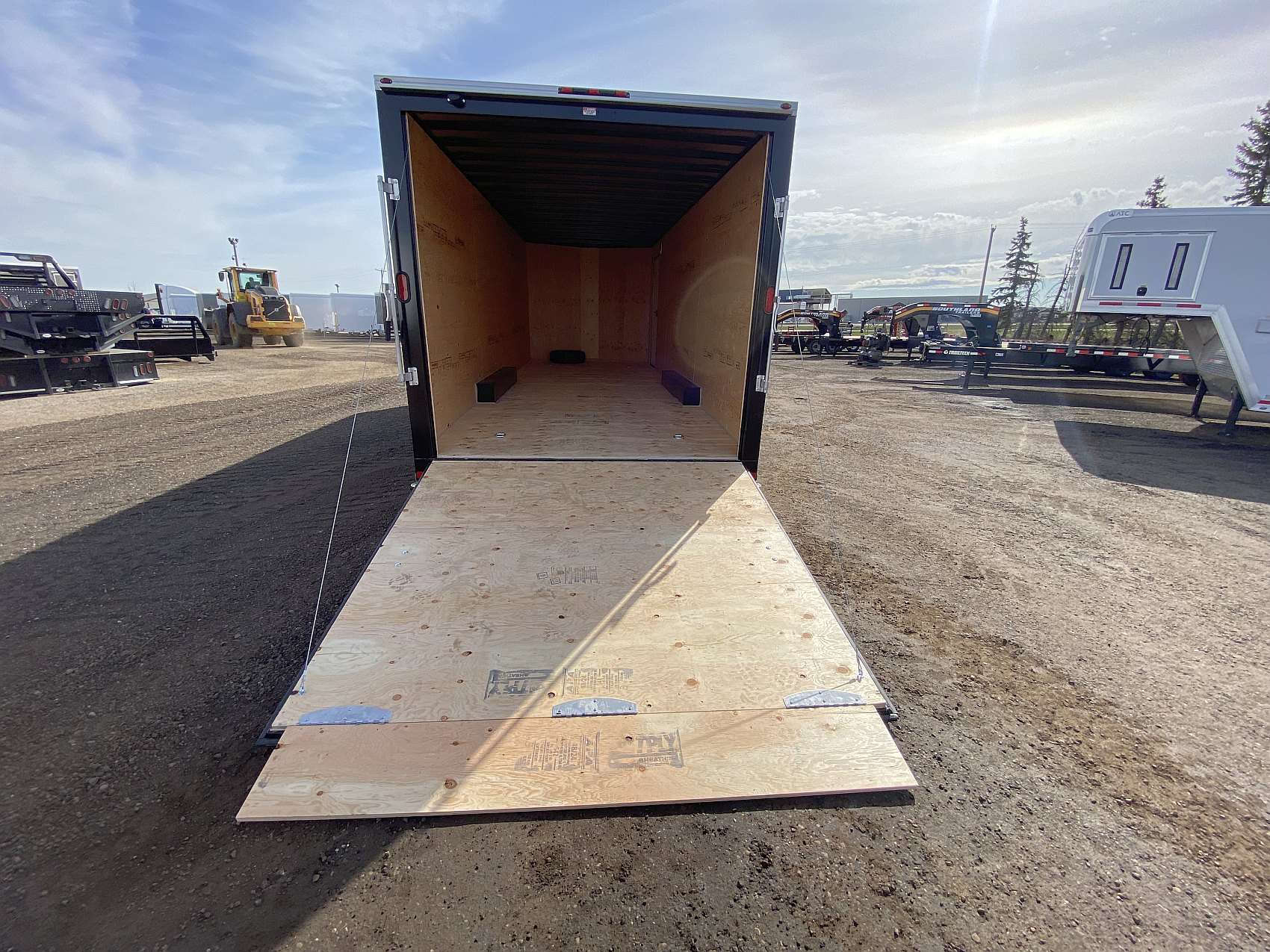 2026 Royal 8'x26' Enclosed Cargo  w/ Ramp Door