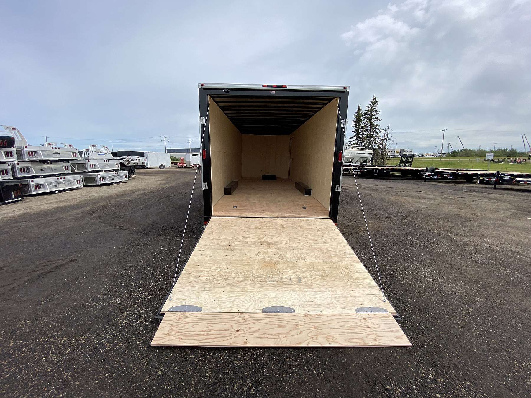 2026 Royal 8'x26' Enclosed Cargo w/ Ramp Door