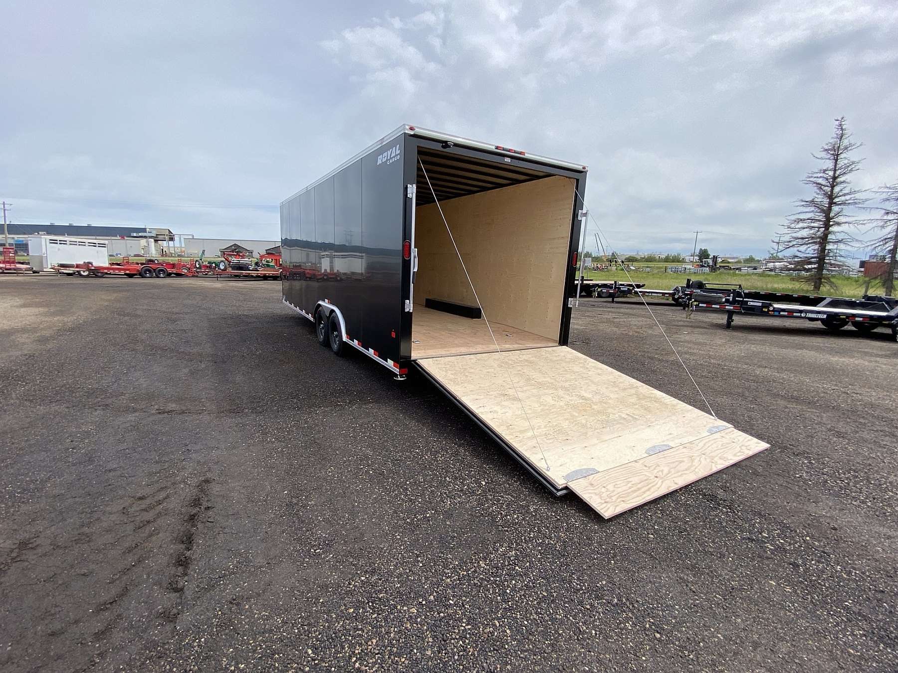 2026 Royal 8'x26' Enclosed Cargo w/ Ramp Door