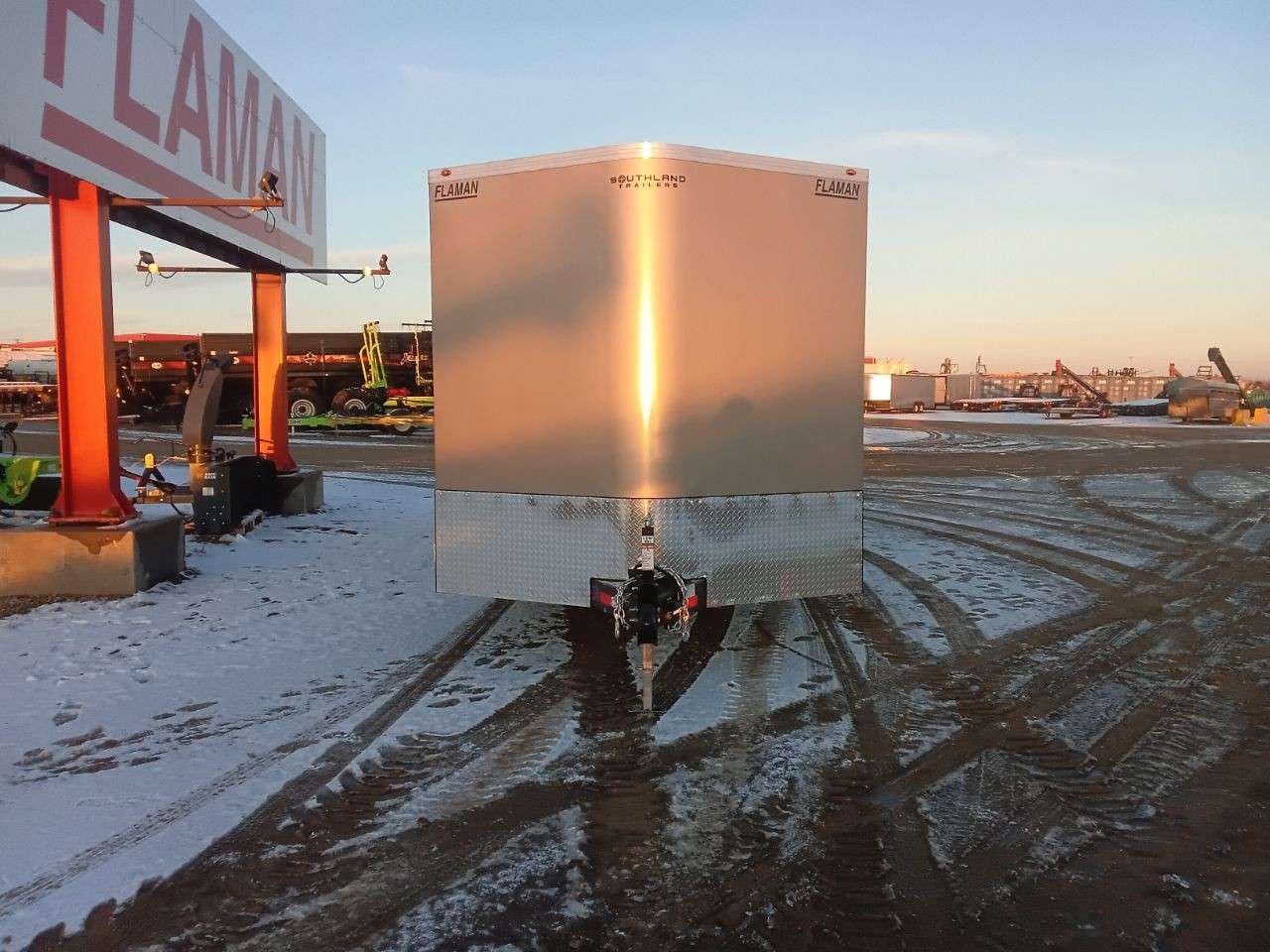 2026 Royal 8'x26' Enclosed Cargo w/ Ramp Door