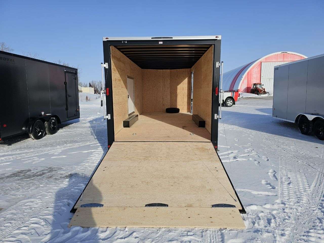 2026 Royal Cargo 8'6" x 20' + V-Nose Car Hauler Trailer