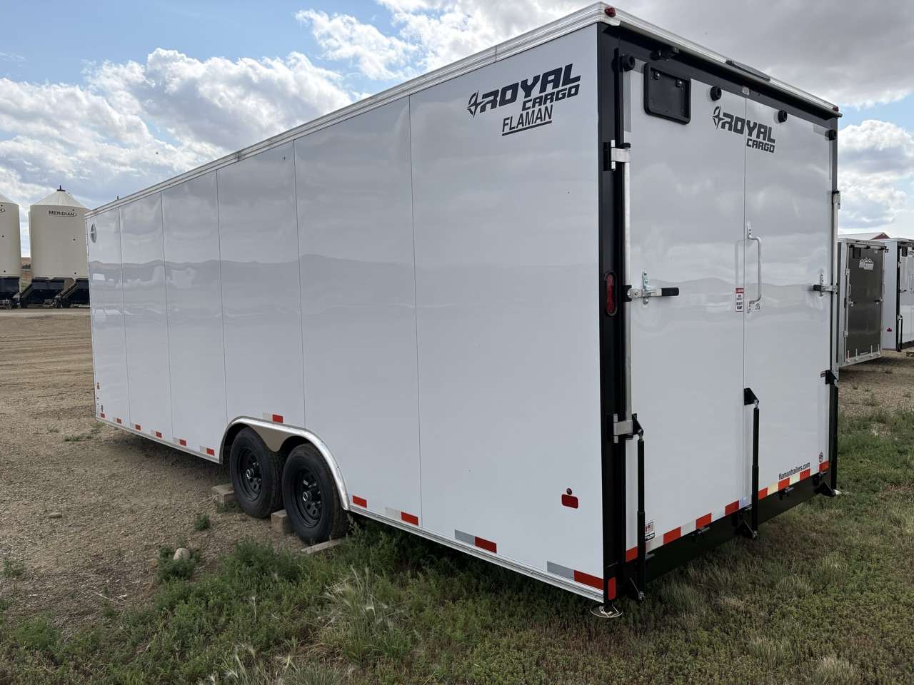 2026 Royal Cargo 8'6" x 24' + V-Nose Car Hauler Trailer