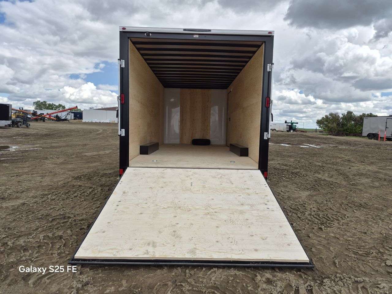 2026 Royal LARC 8'6" x 20' Flat Front Car Hauler Trailer