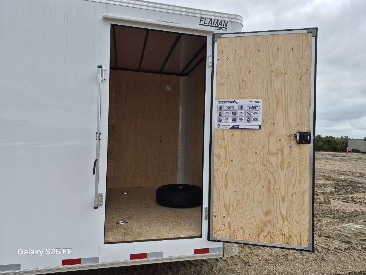 2026 Royal LARC 8'6" x 20' Flat Front Car Hauler Trailer